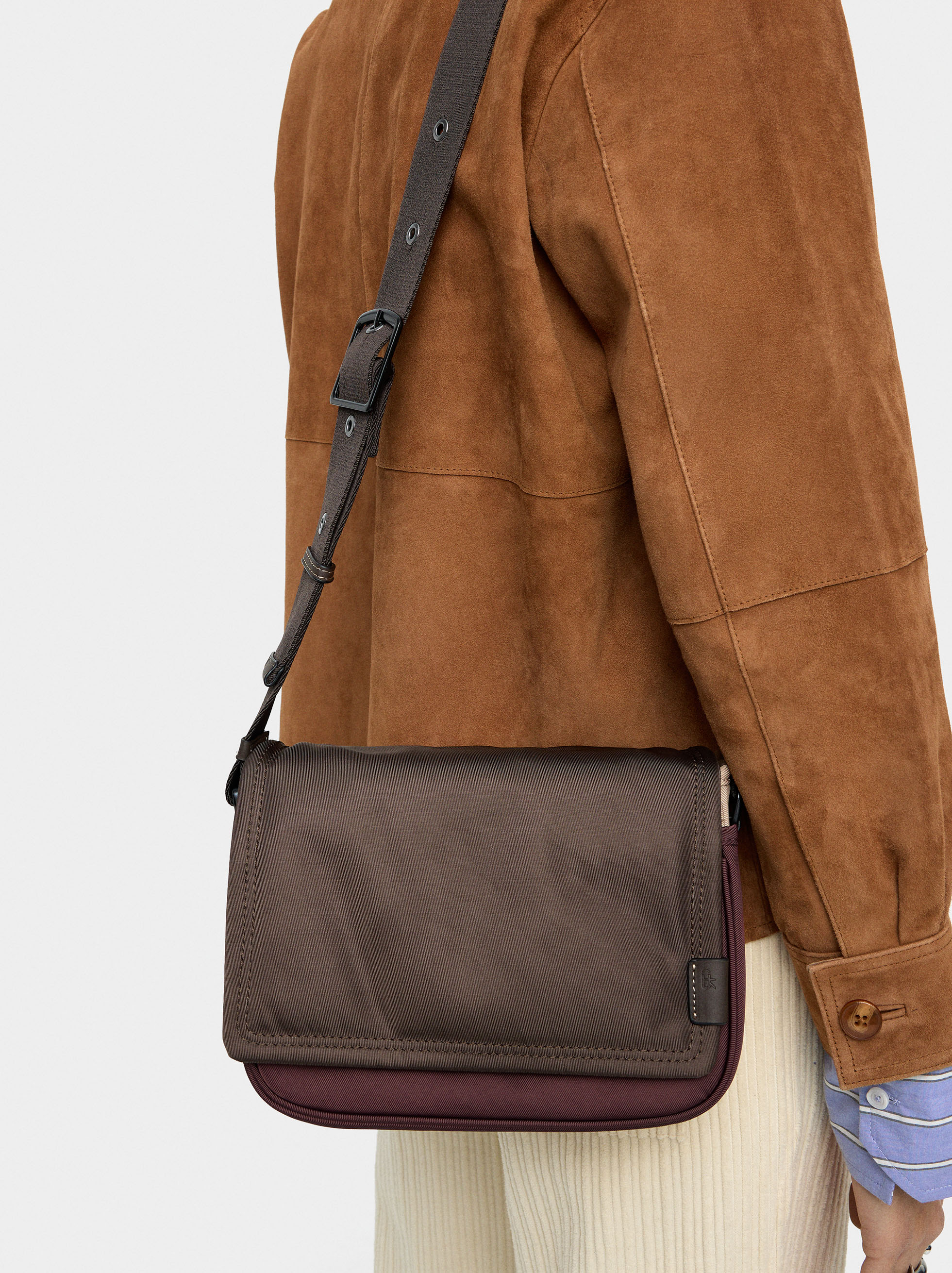 Bolso bandolera color block de nylon image number 1.0