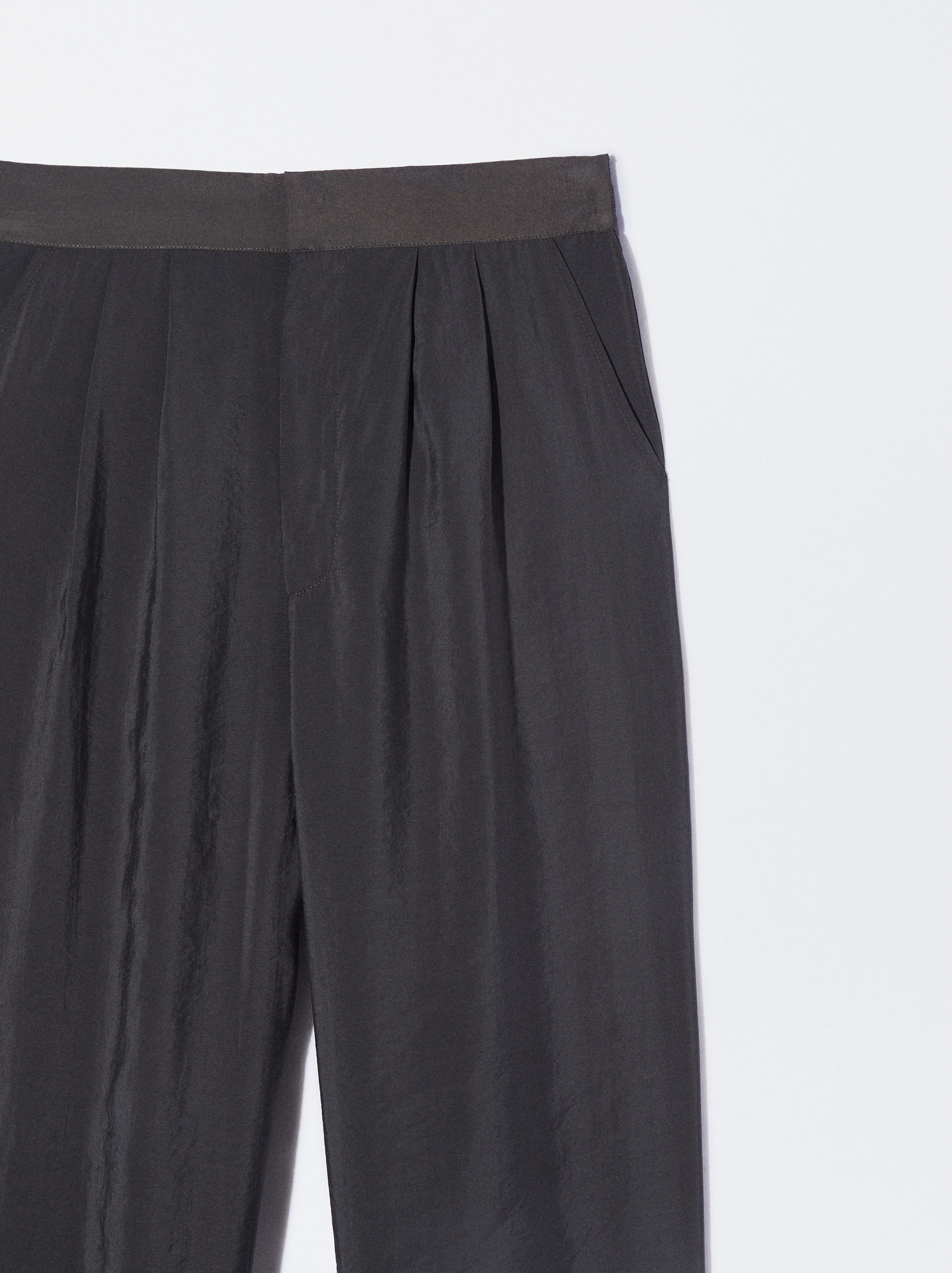 Online Exclusive - Straight Trousers With Pleats image number 7.0