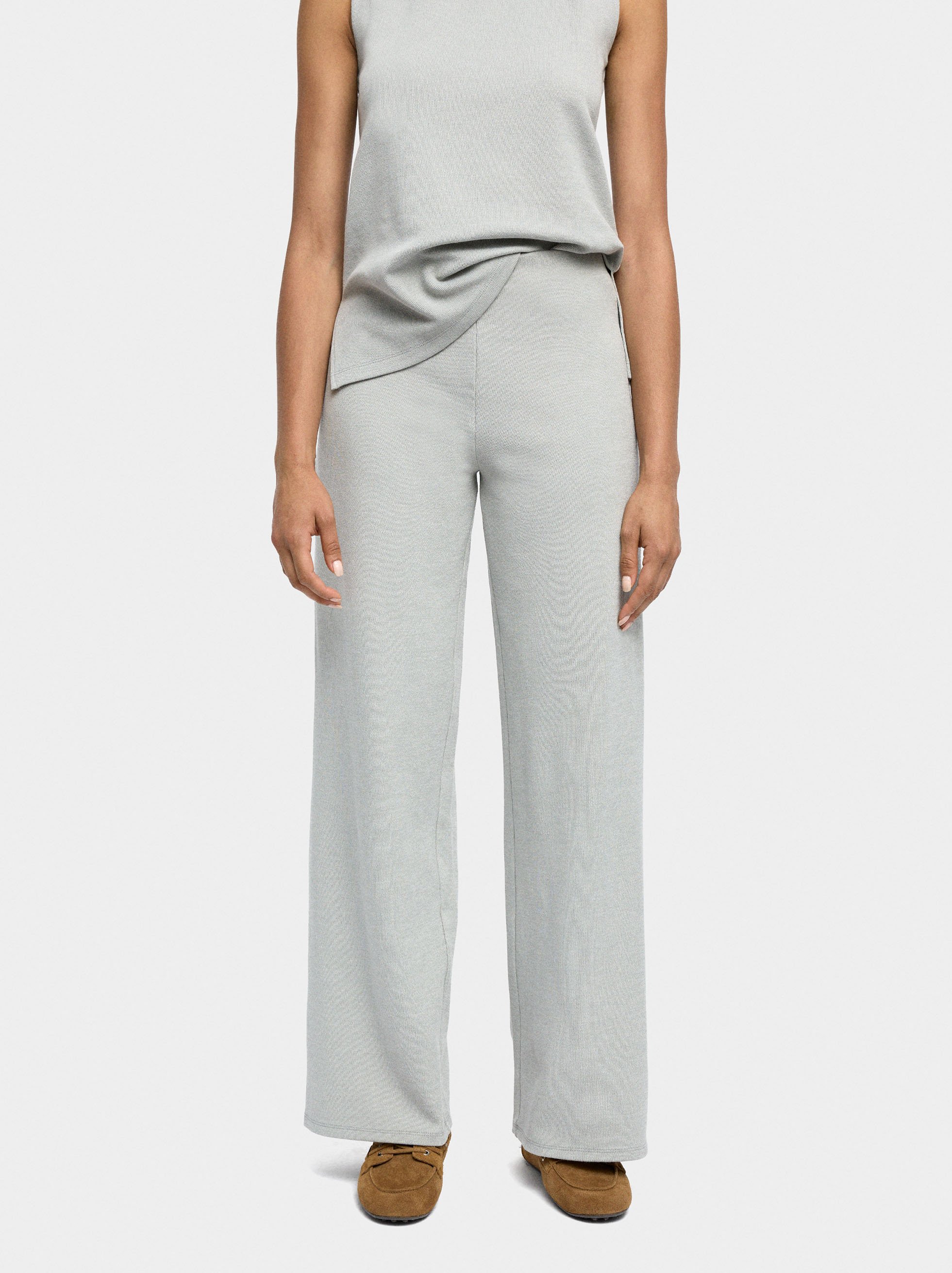 Textured pants with elastic waistband image number 1.0