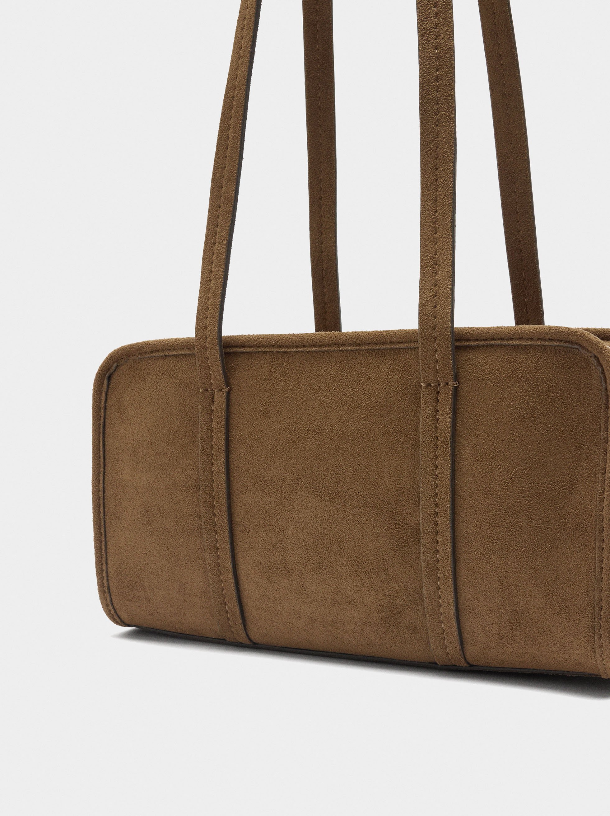 Bolso bowling efecto piel image number 1.0