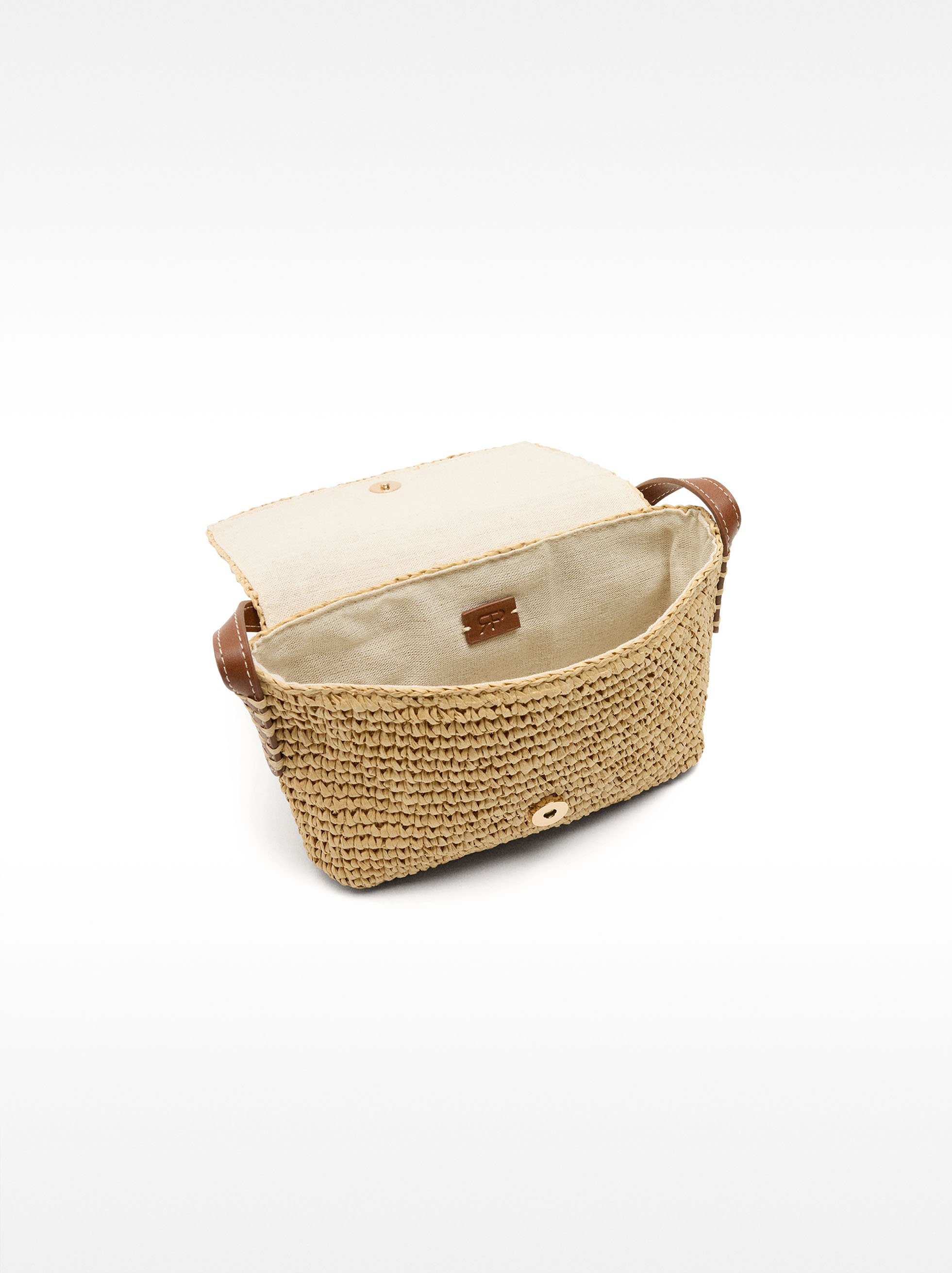 Bolso bandolera efecto rafia image number 4.0