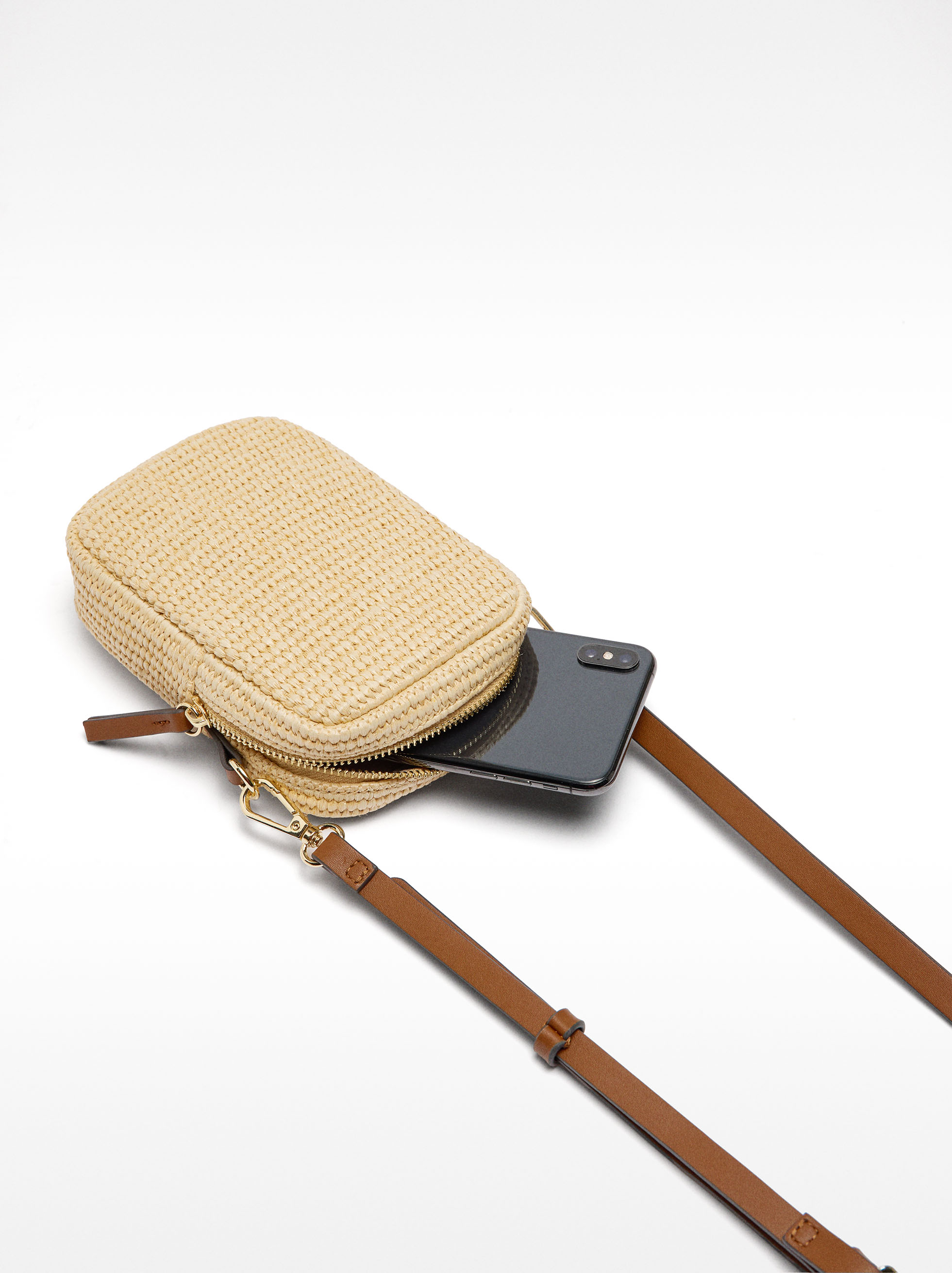 Straw effect phone bag image number 3.0