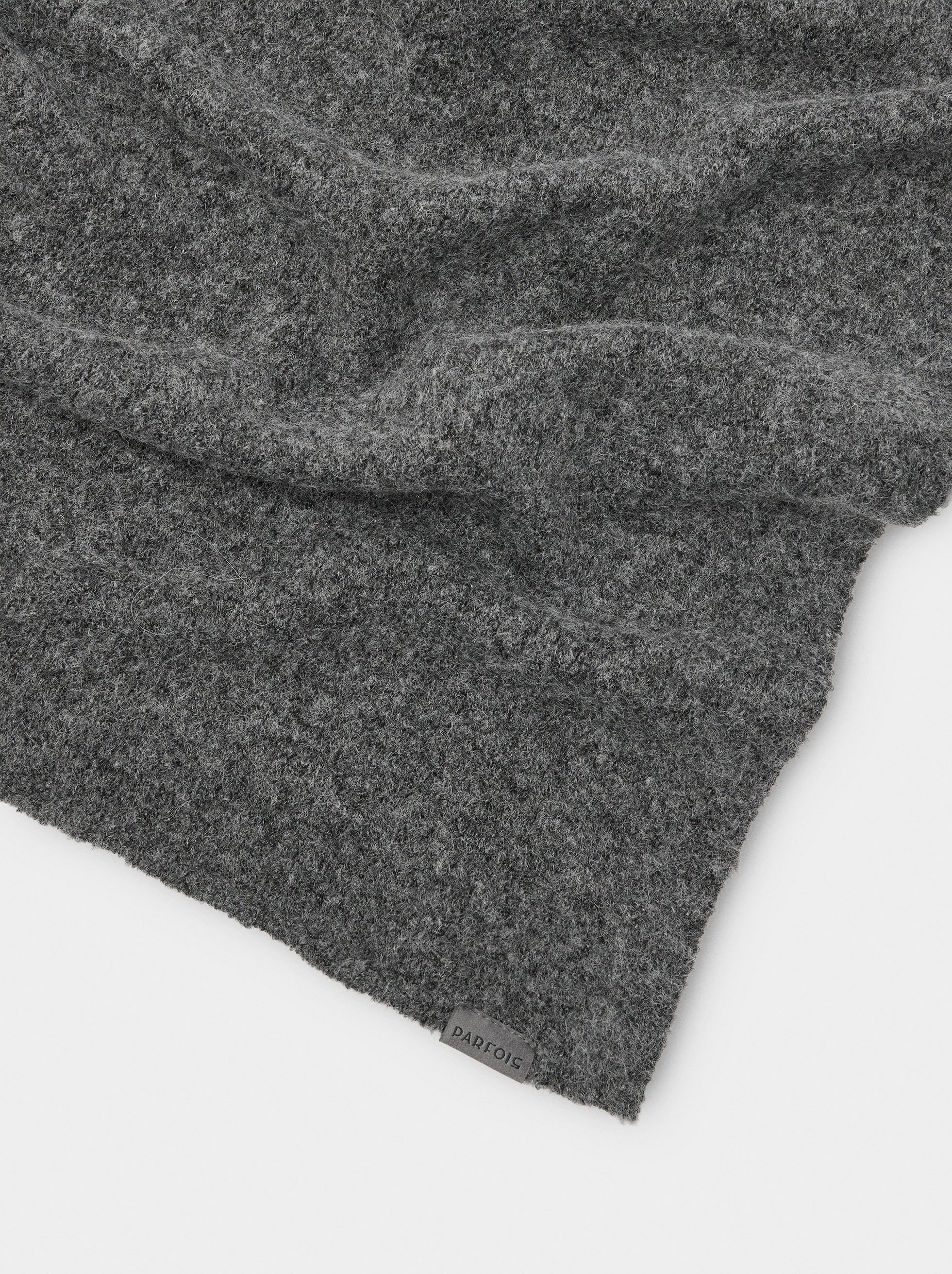 Schal aus glattem Stoff mit gerippten Kanten image number 2.0