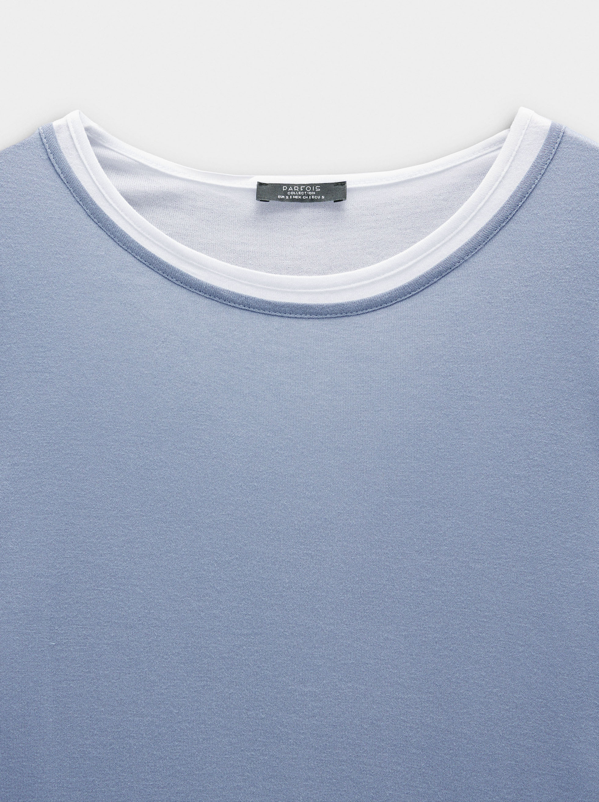 Bicolor T-Shirt image number 5.0