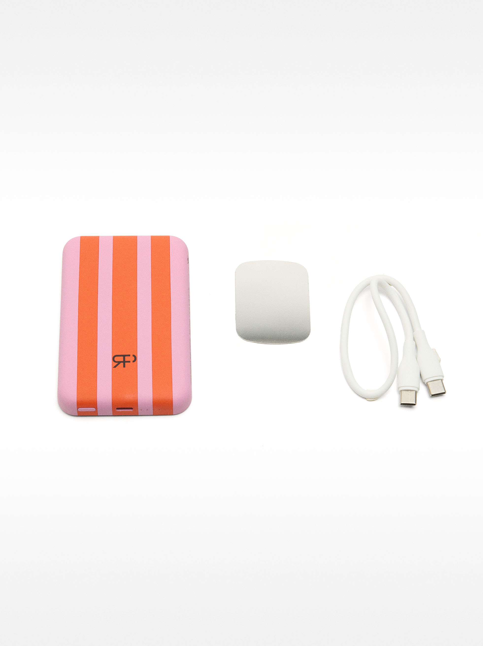 Power Bank with stripes image number 5.0