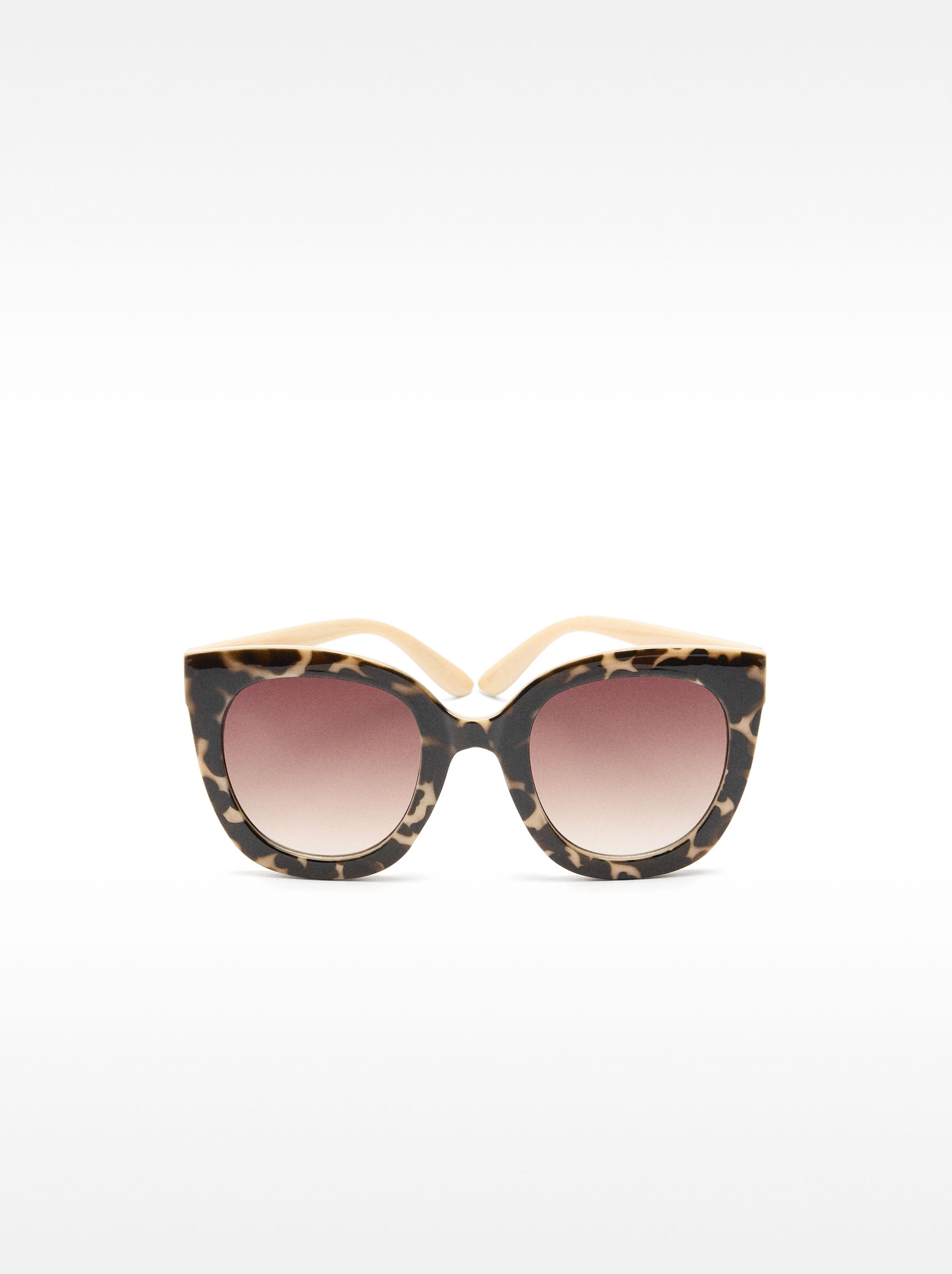 Square sunglasses image number 0.0