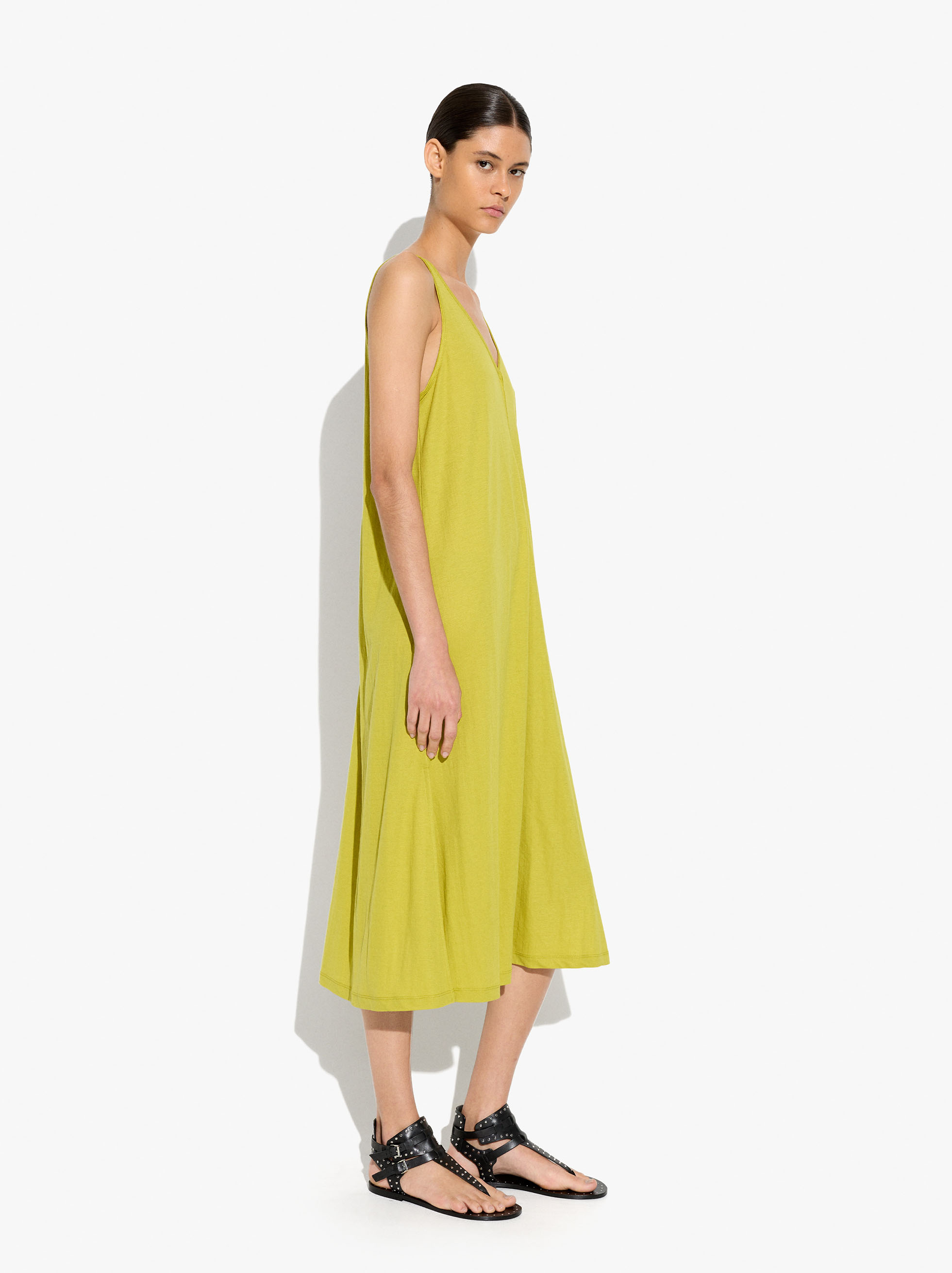 Vestit midi amb tirants image number 3.0