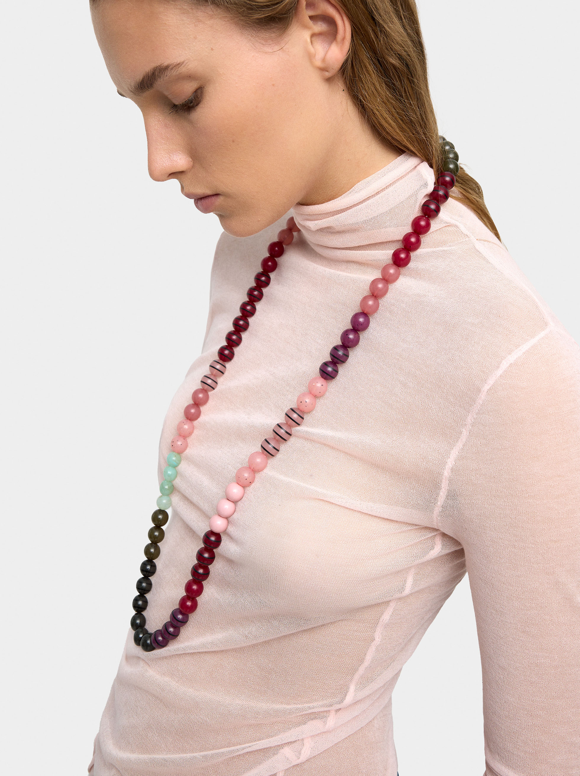 Collier long multicolore en effet pierre image number 1.0