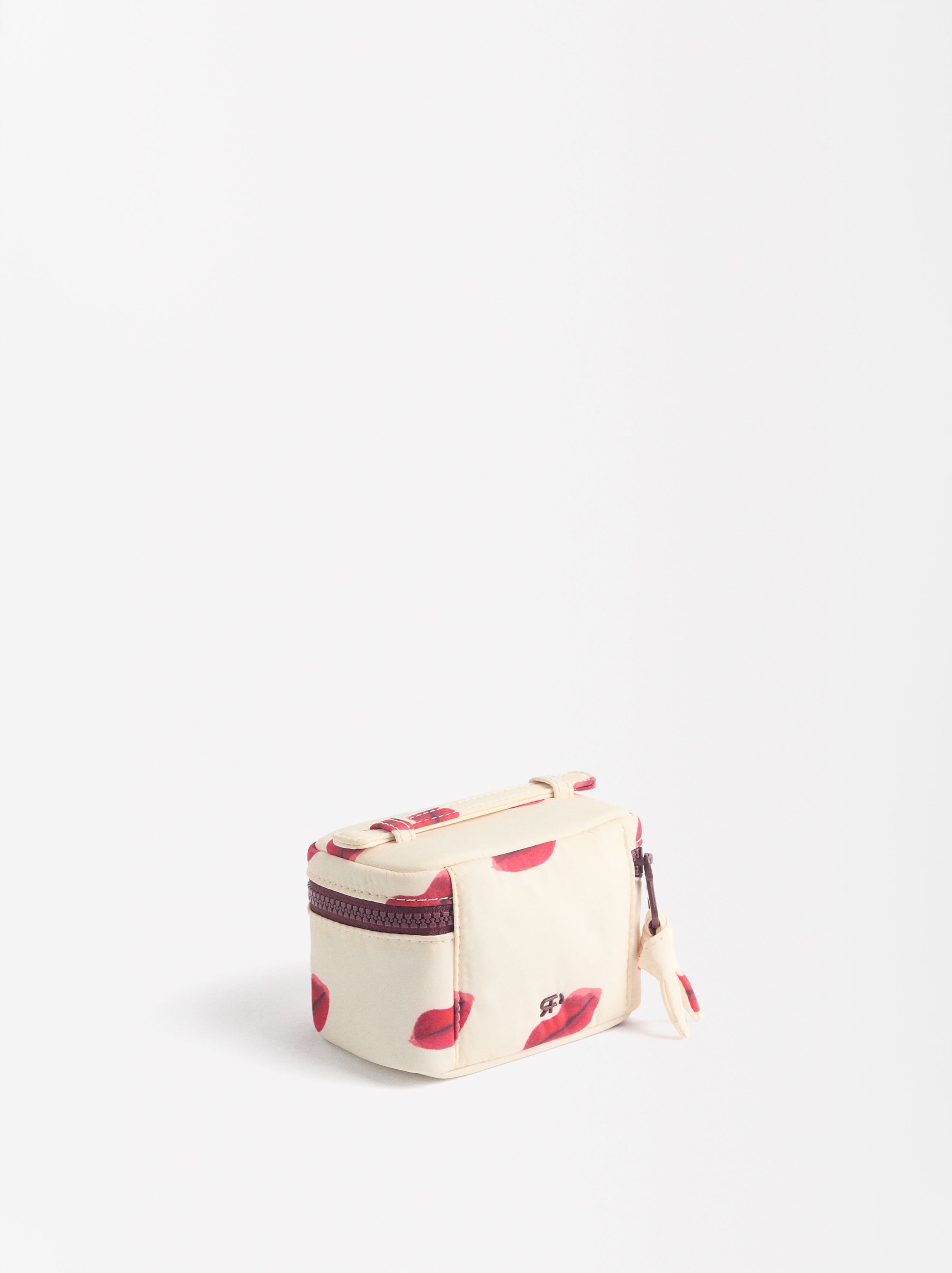Printed nylon multipurpose pouch image number 2.0
