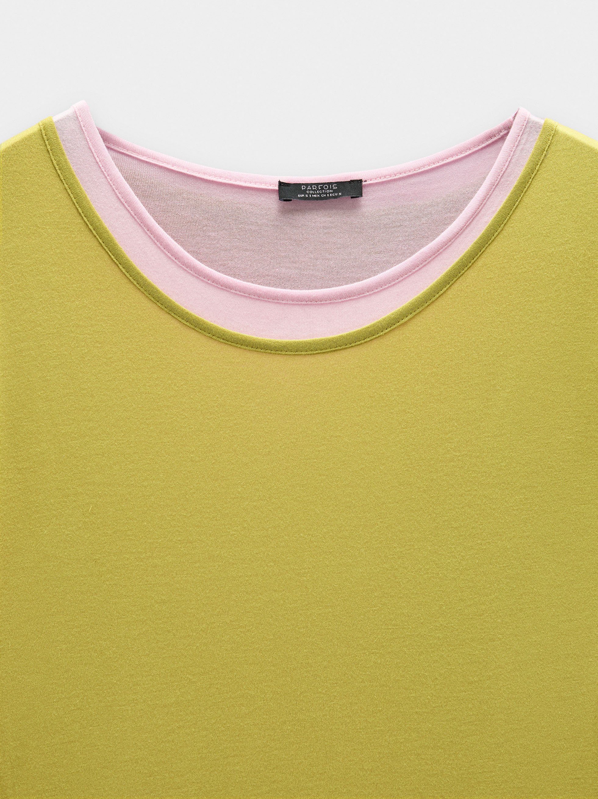 Bicolor T-Shirt image number 5.0
