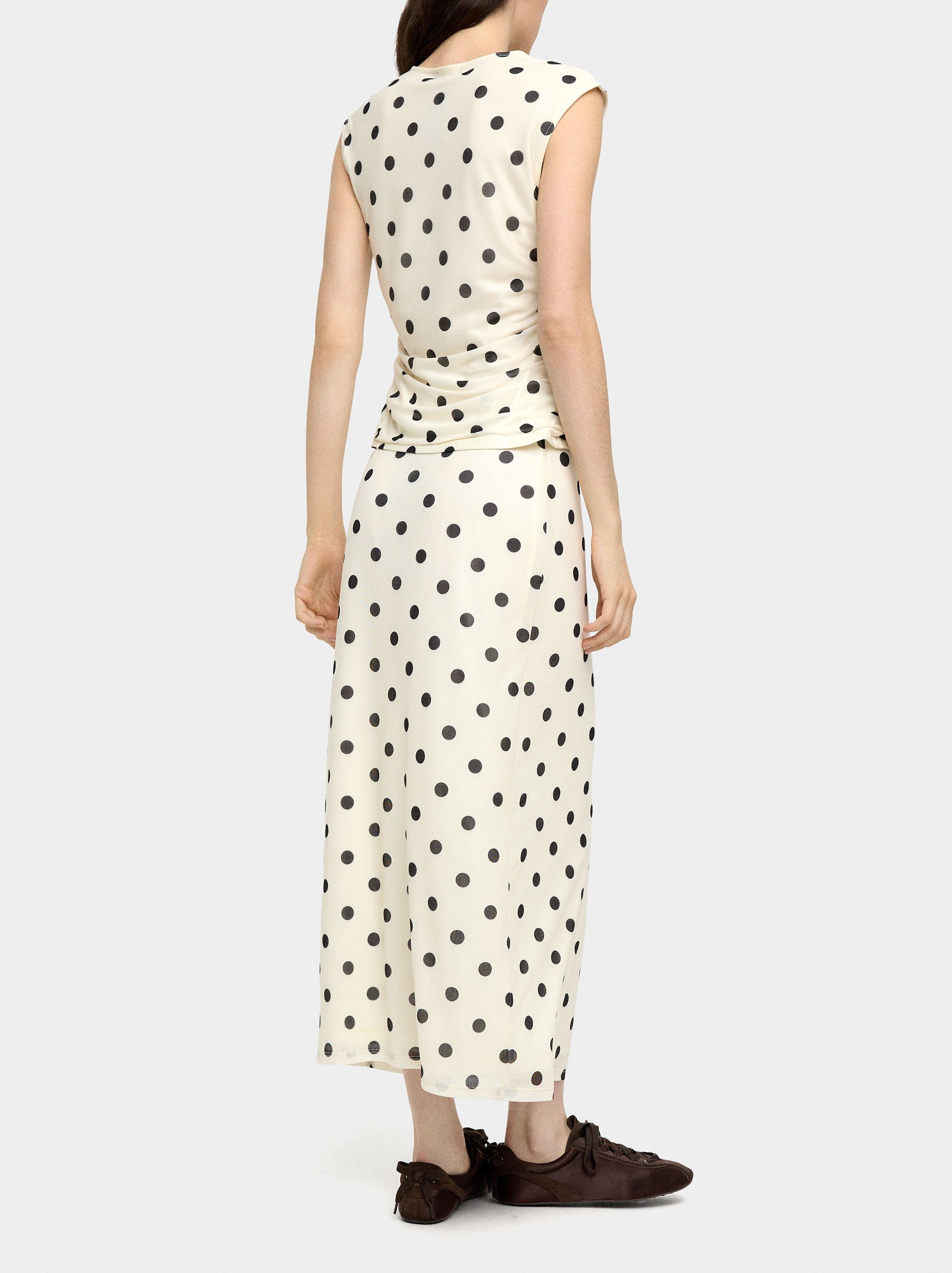 Long skirt with polka dots image number 3.0