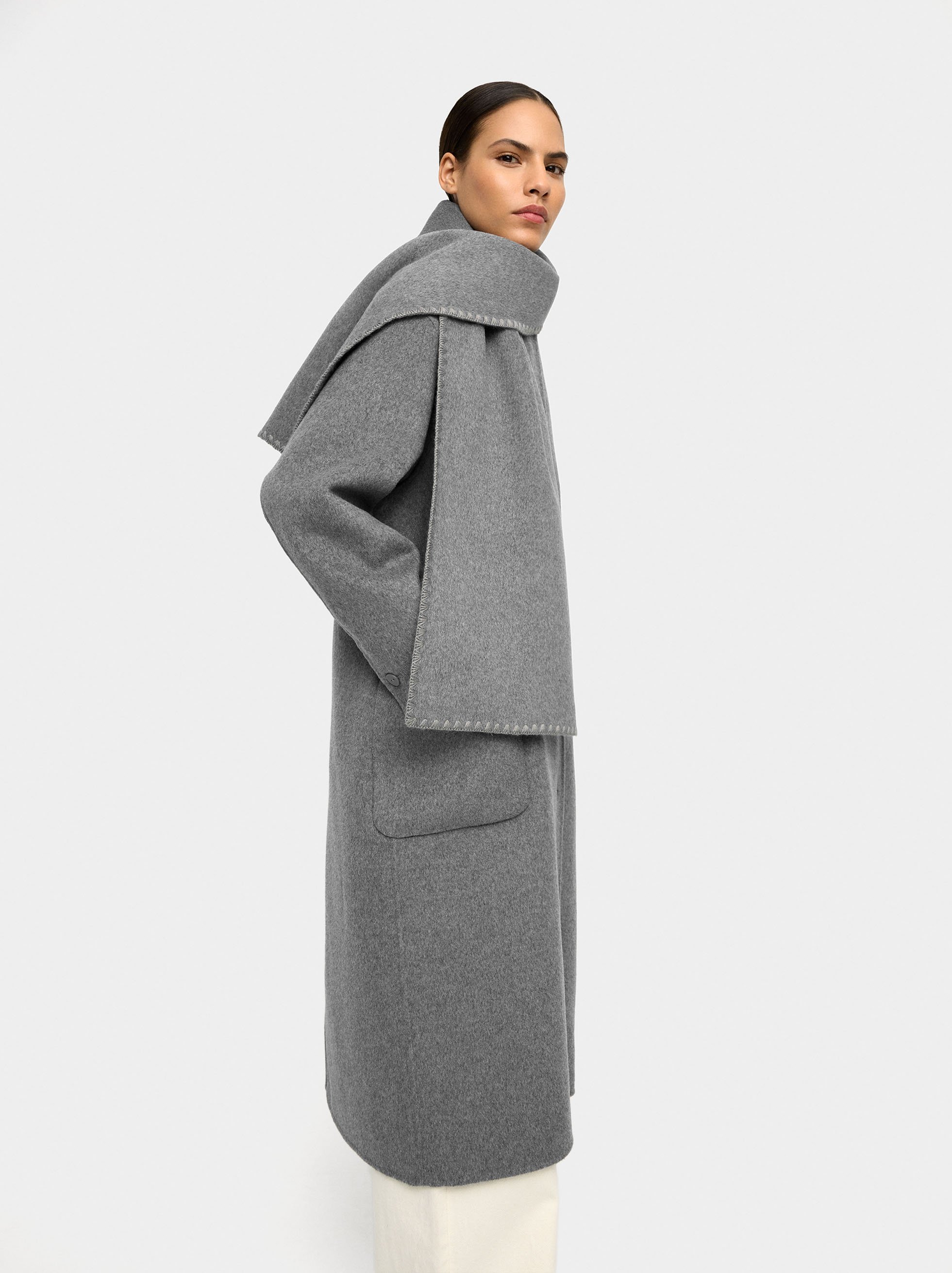 Coat with wool blend cape image number 2.0