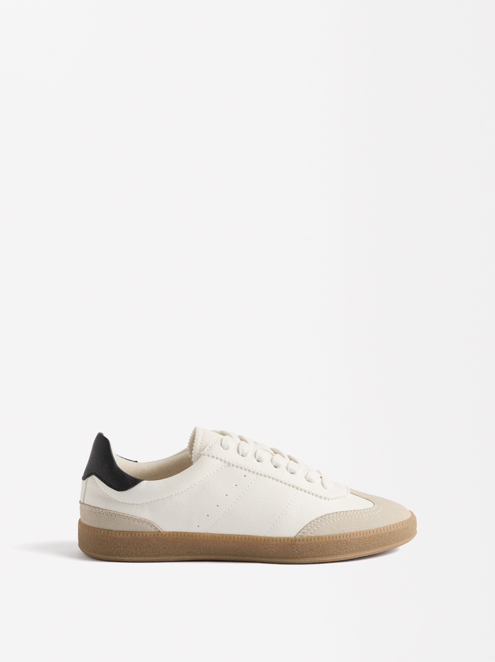 Contrast sneakers