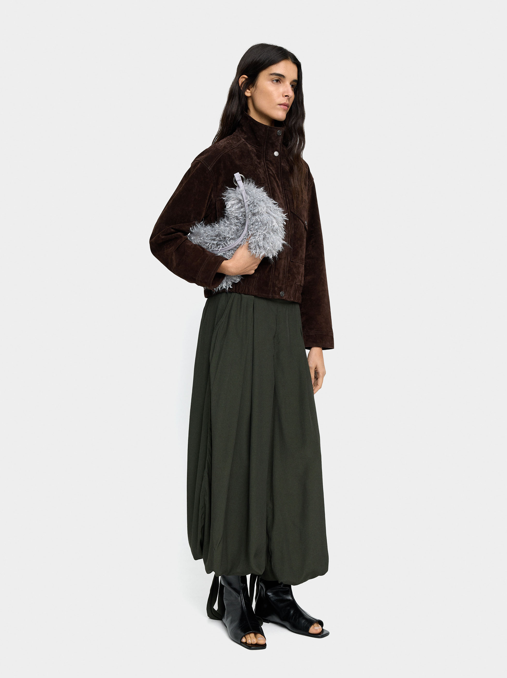 Baggy trousers with straps image number 0.0