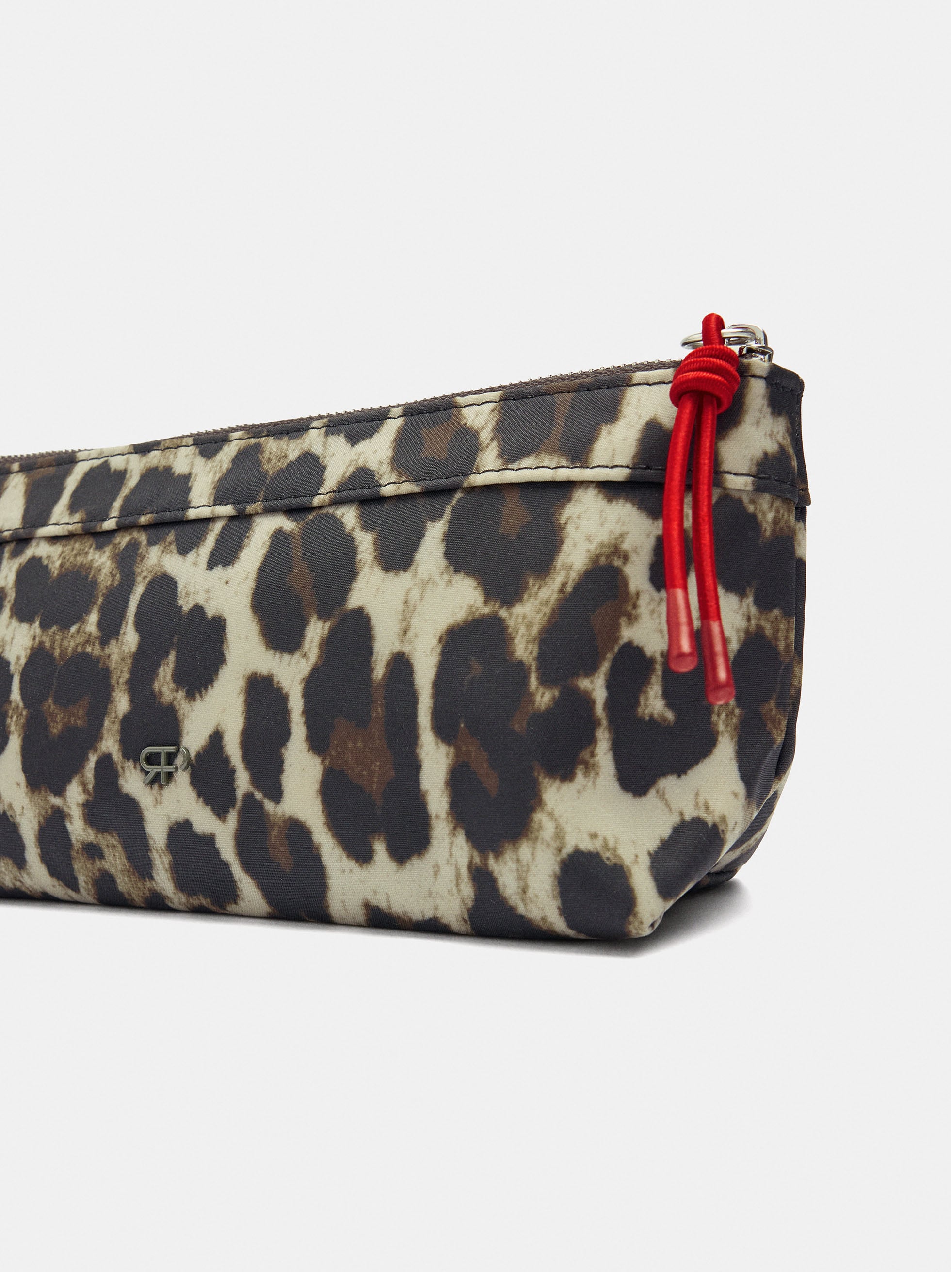 Estuche de nylon estampado animal image number 1.0
