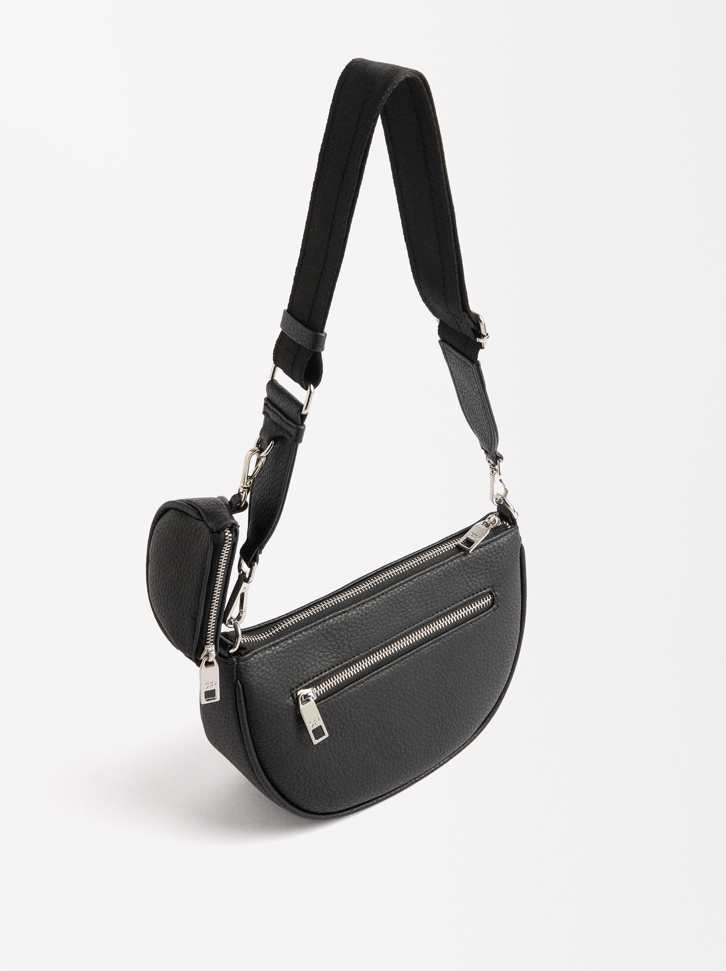 Bolso bandolera con colgante image number 3.0