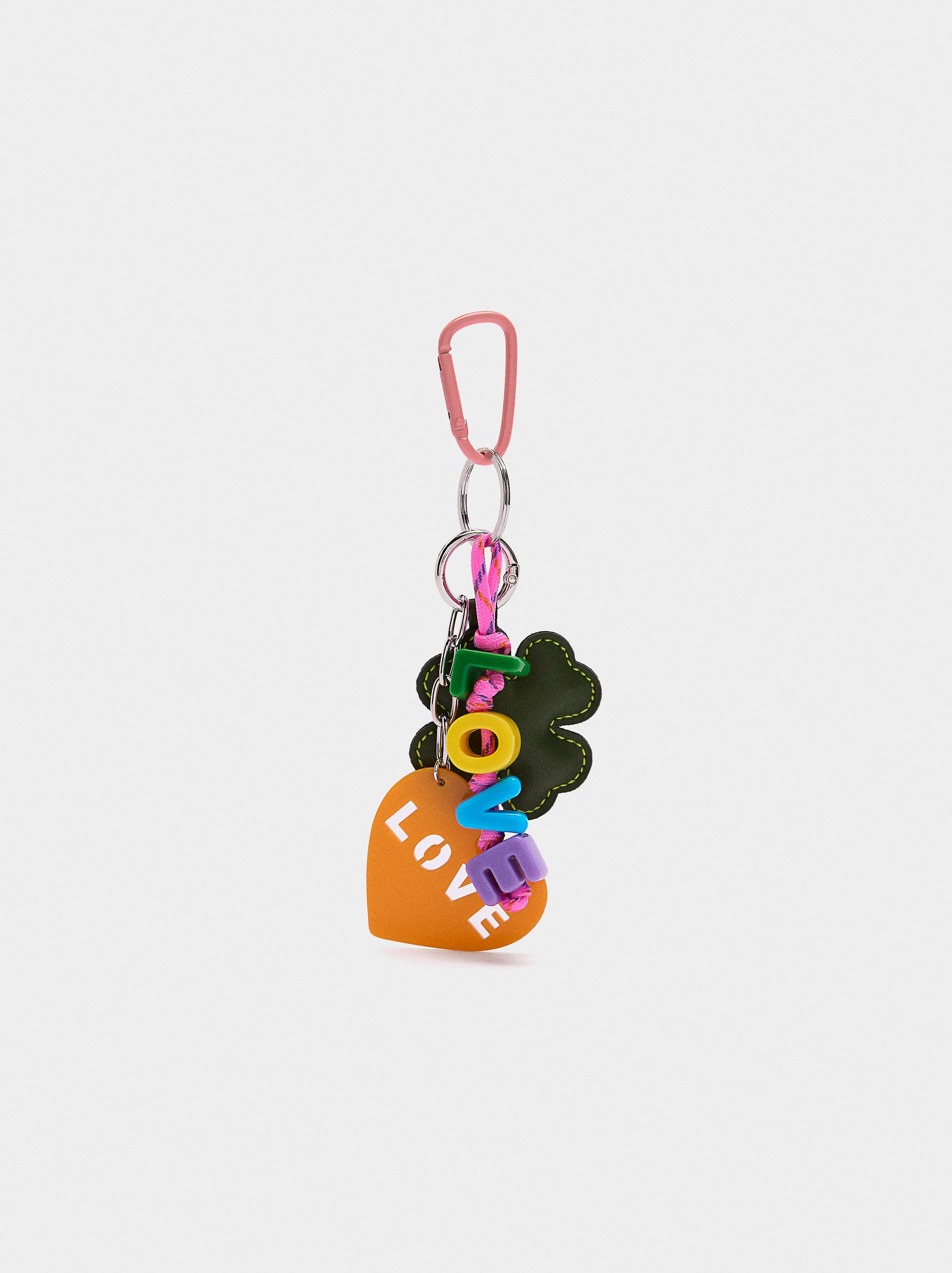 Keychain charm with heart and clover image number 0.0