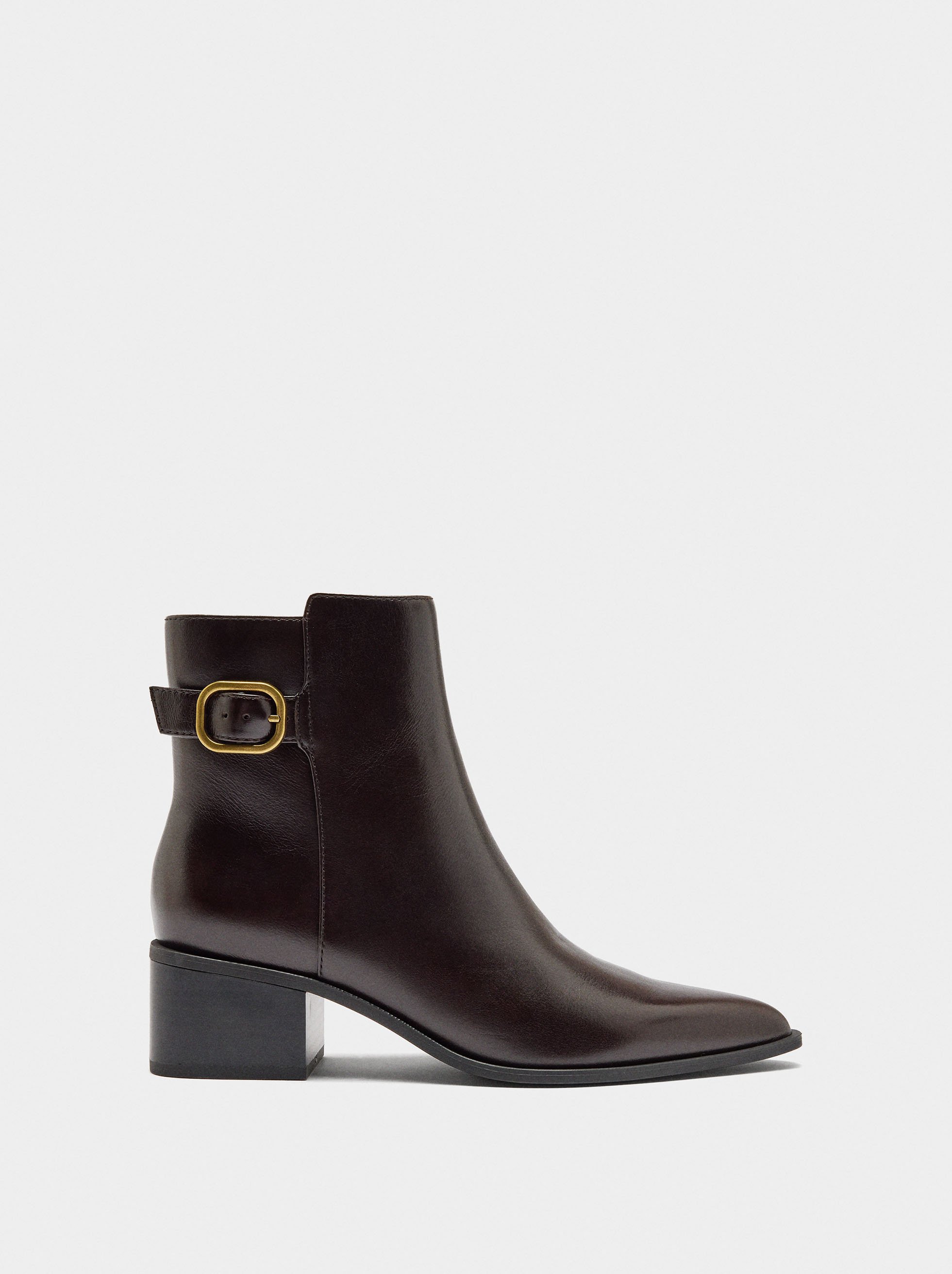 Leather ankle boots with buckle image number 1.0