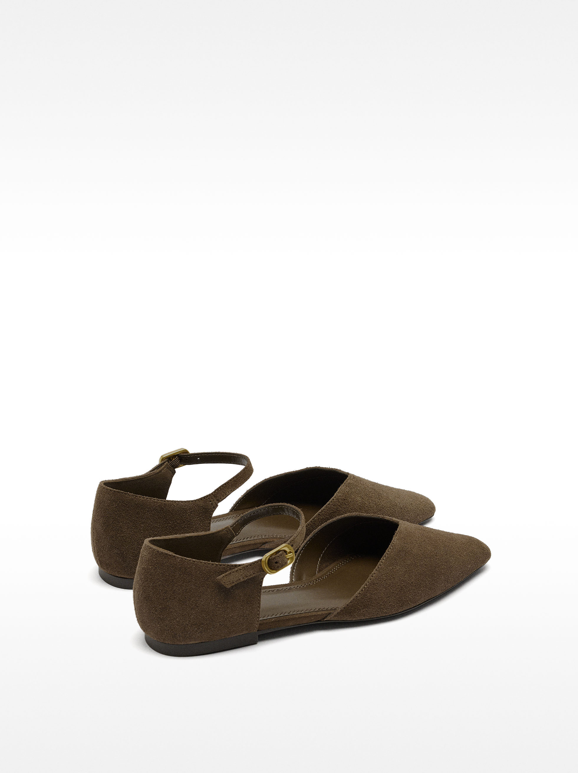 Leather ballet flats with bracelet image number 4.0