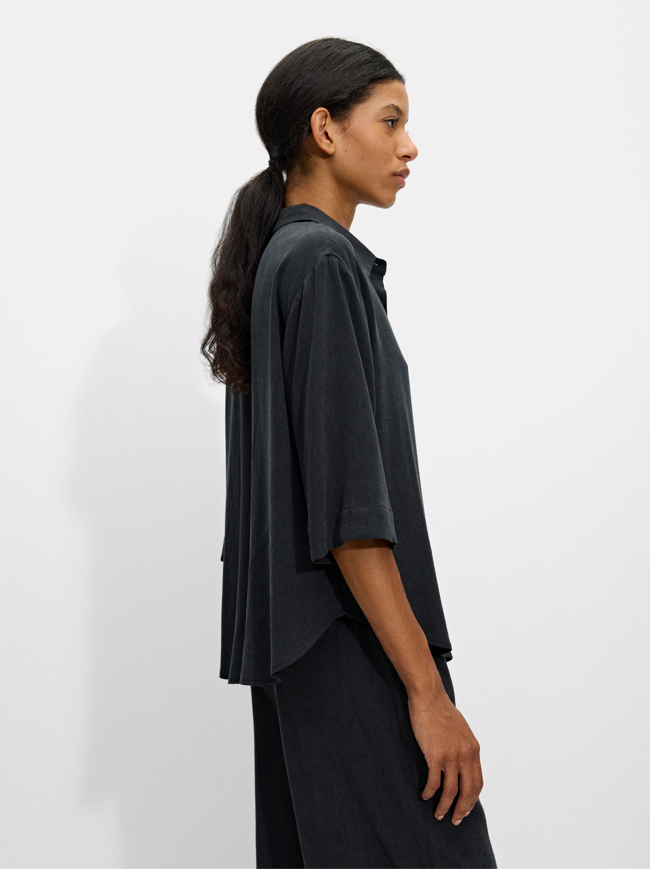 Camisa fluida con botones, Negro, hi-res