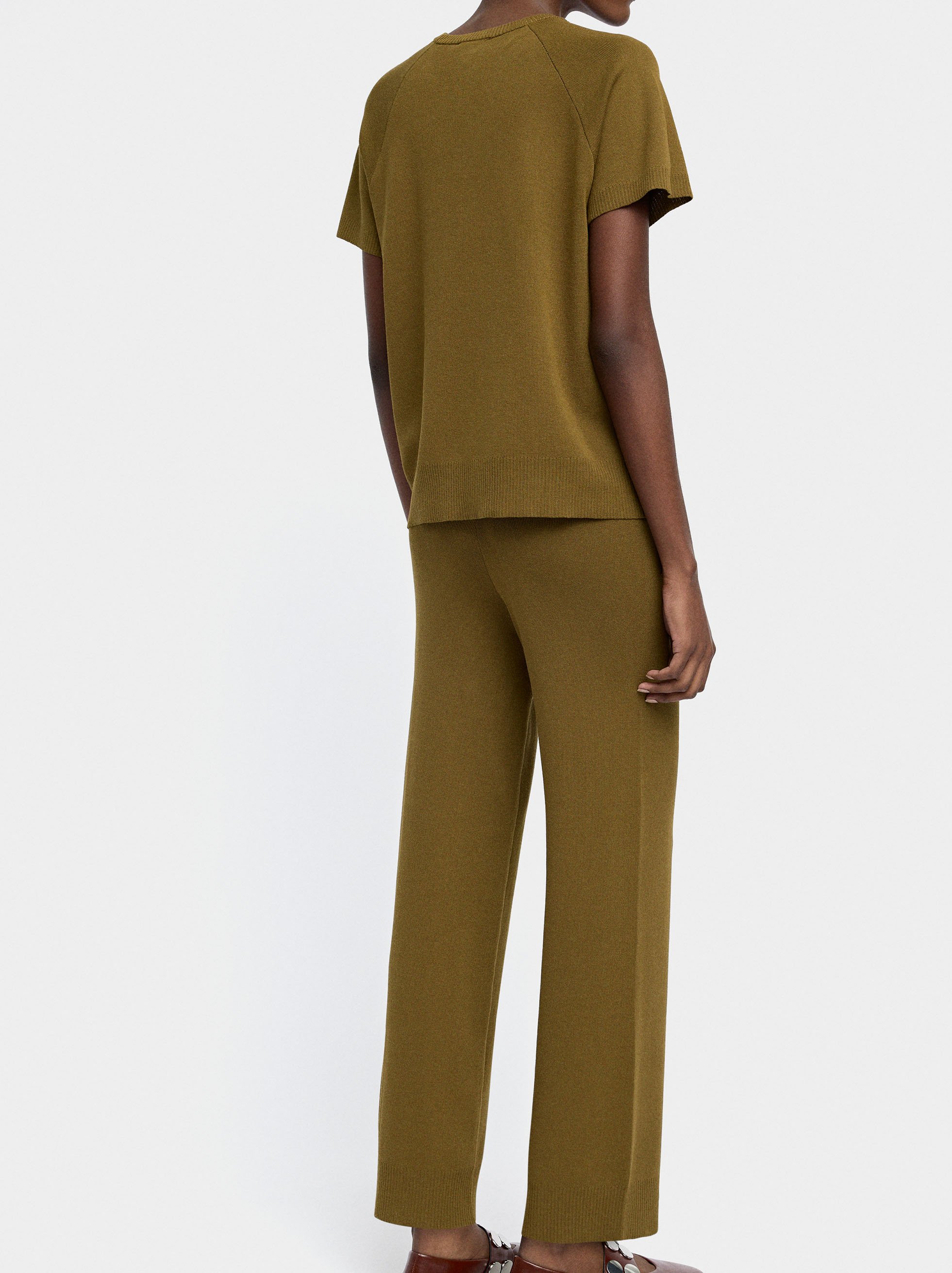 Elastic waist knit trousers image number 3.0