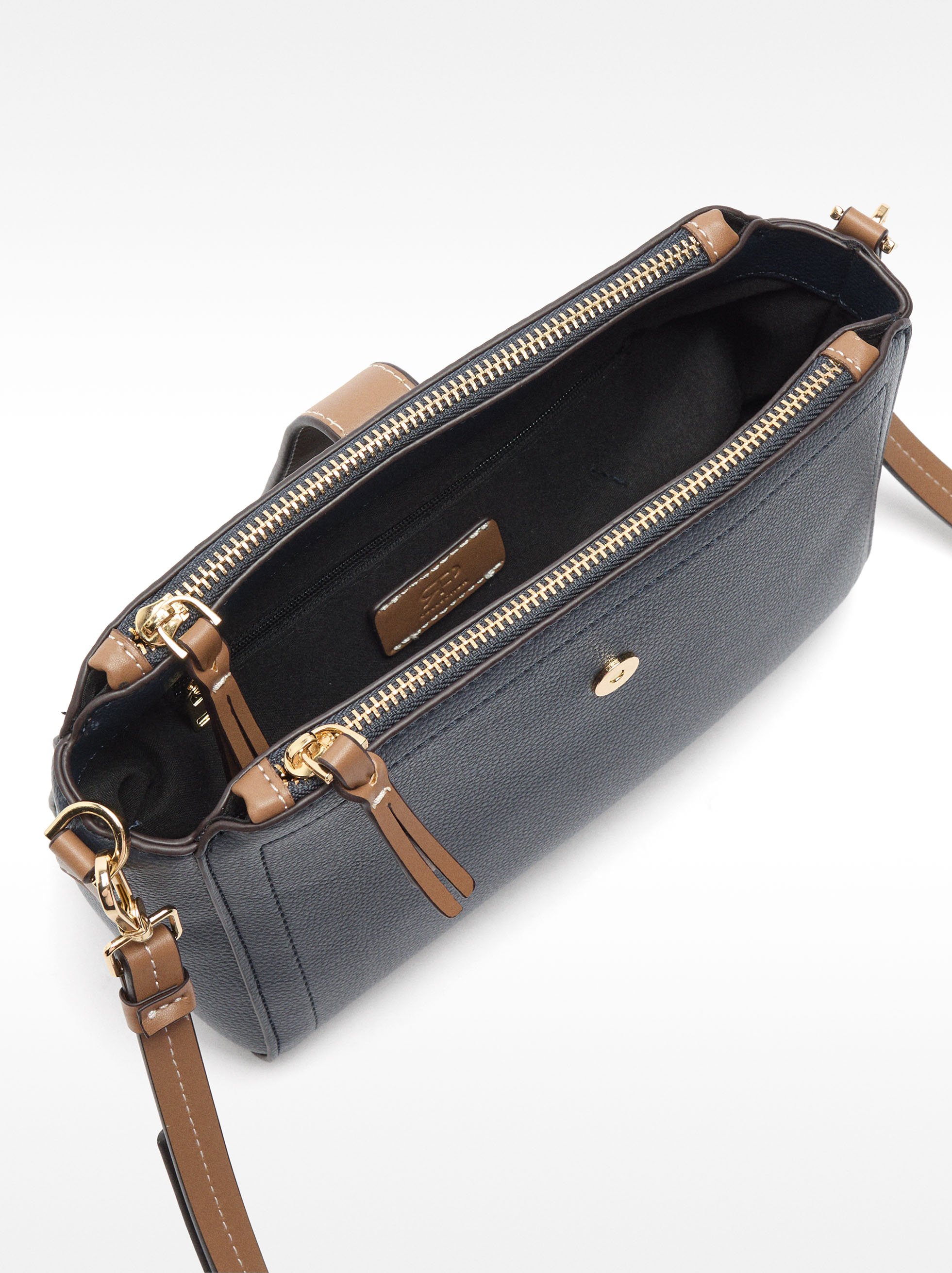Crossbody bag with texture image number 3.0