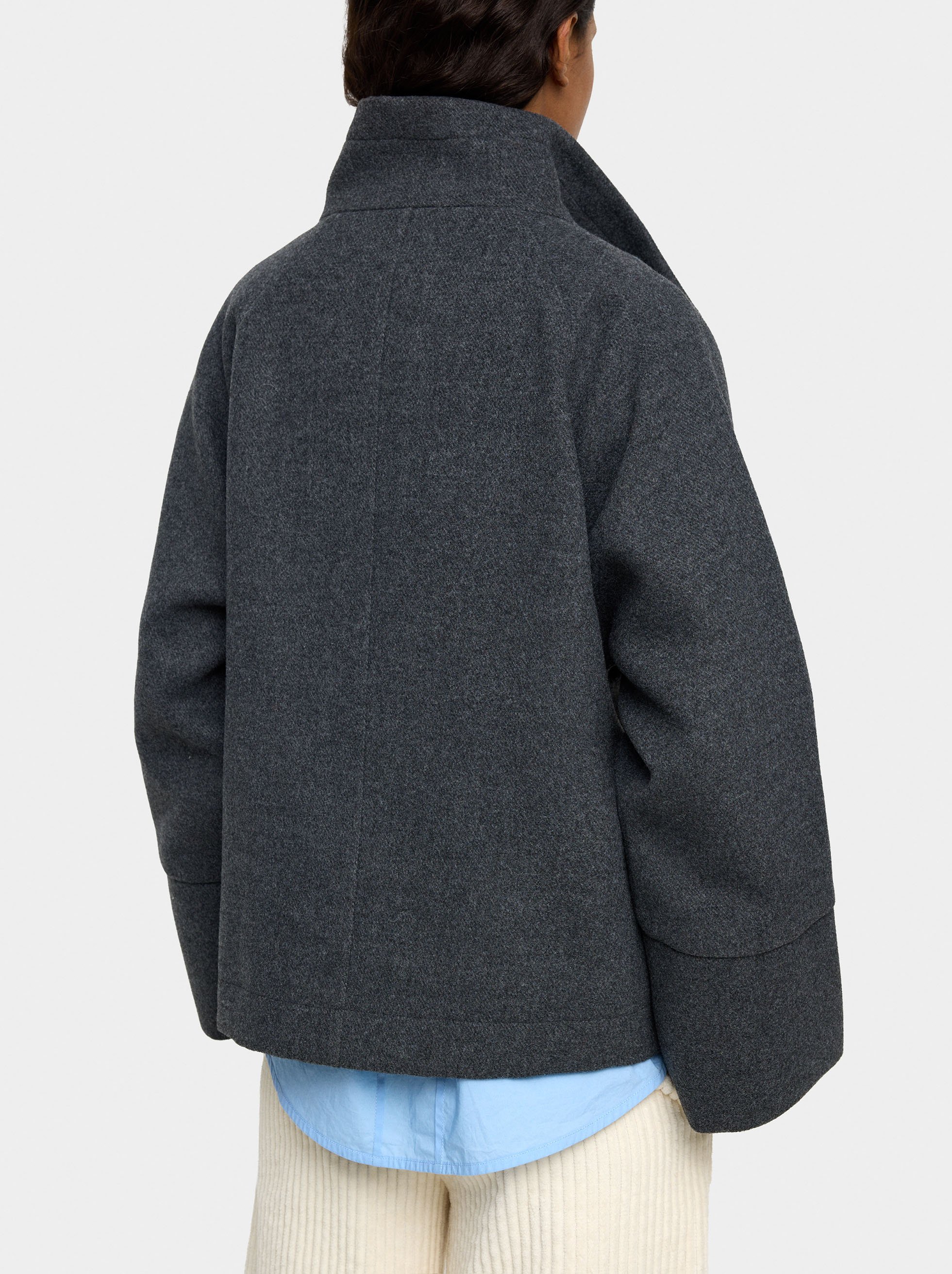 Giacca con collo alto / Cappotto con collo alto image number 3.0