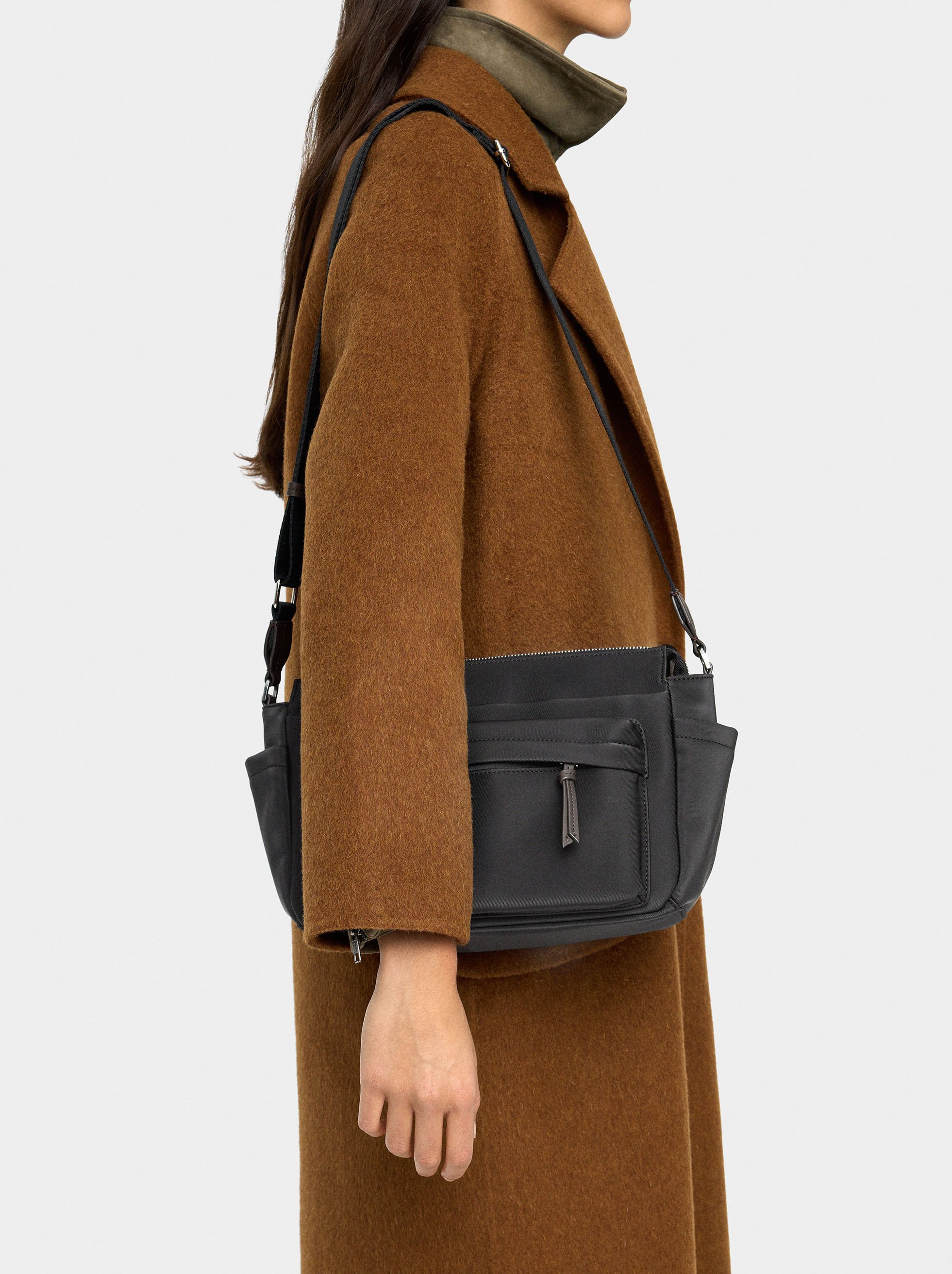Sac bandoulière en nylon image number 0.0