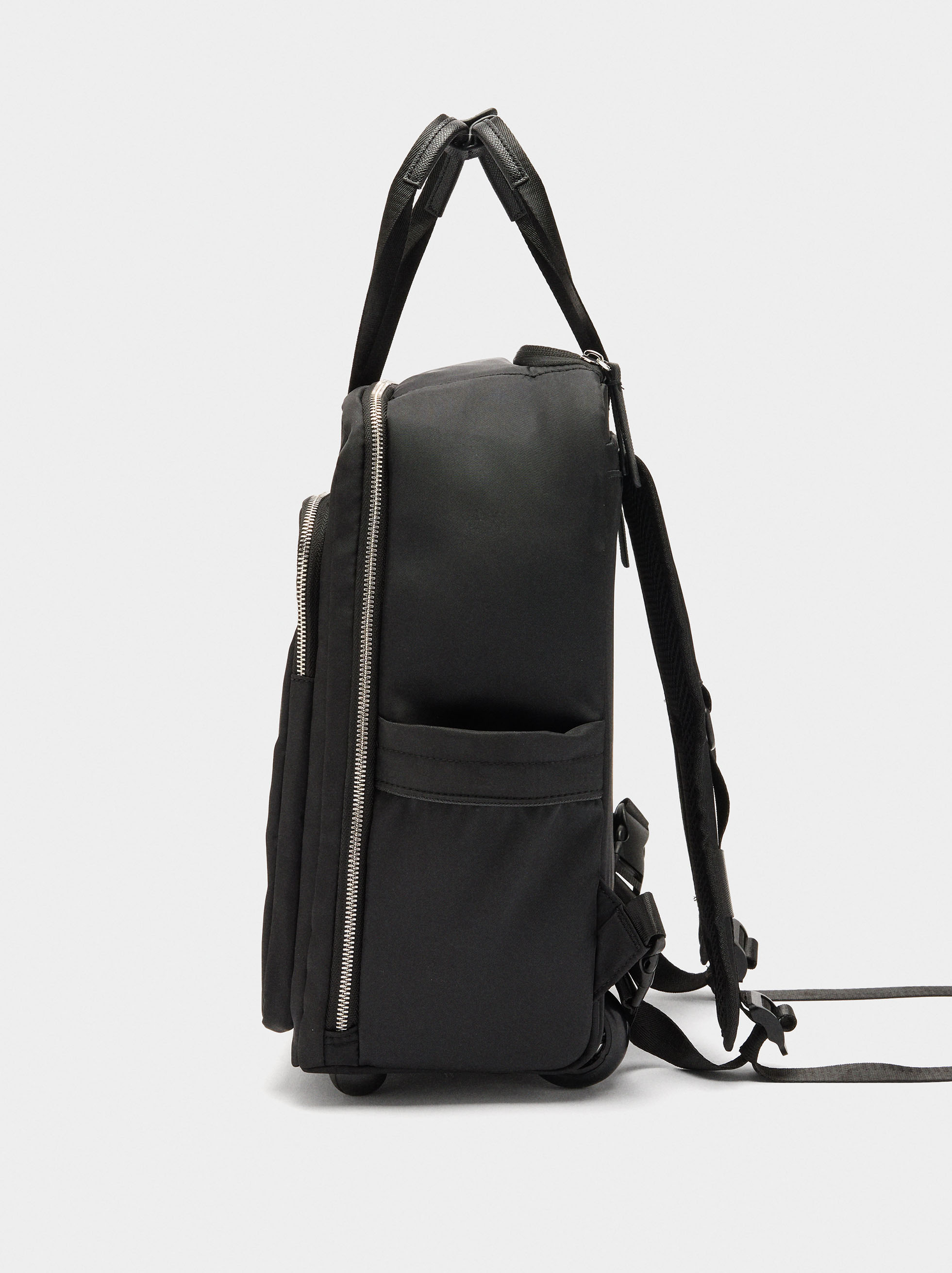 Mochila de nylon con ruedas image number 1.0
