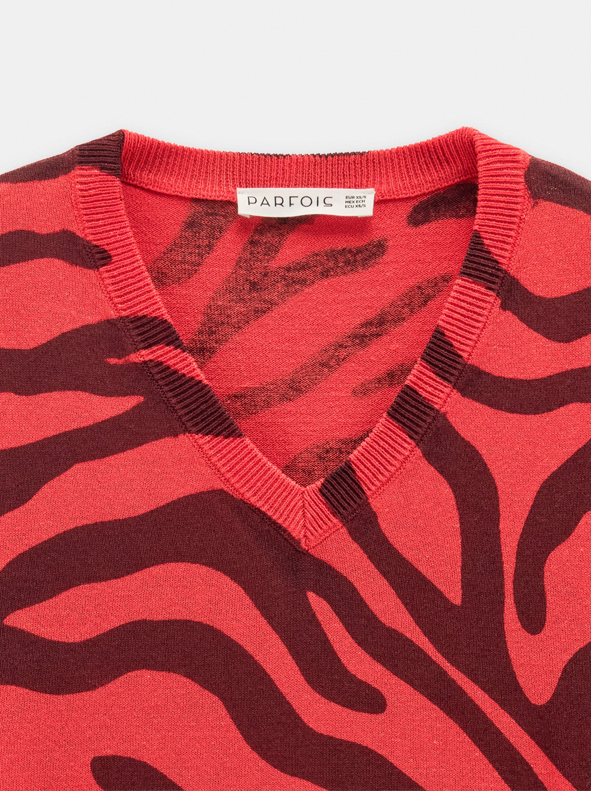 Jersey de punto estampado animal image number 5.0