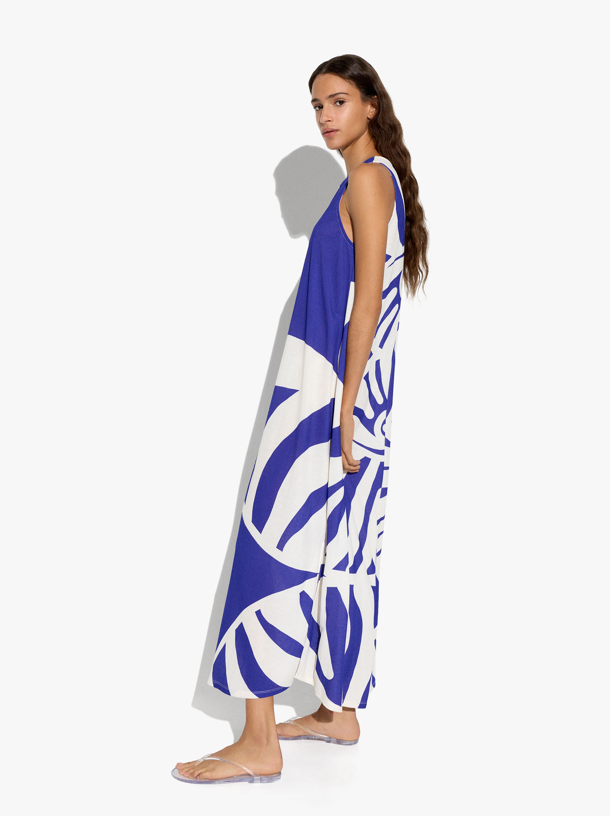 Long printed dress image number 3.0
