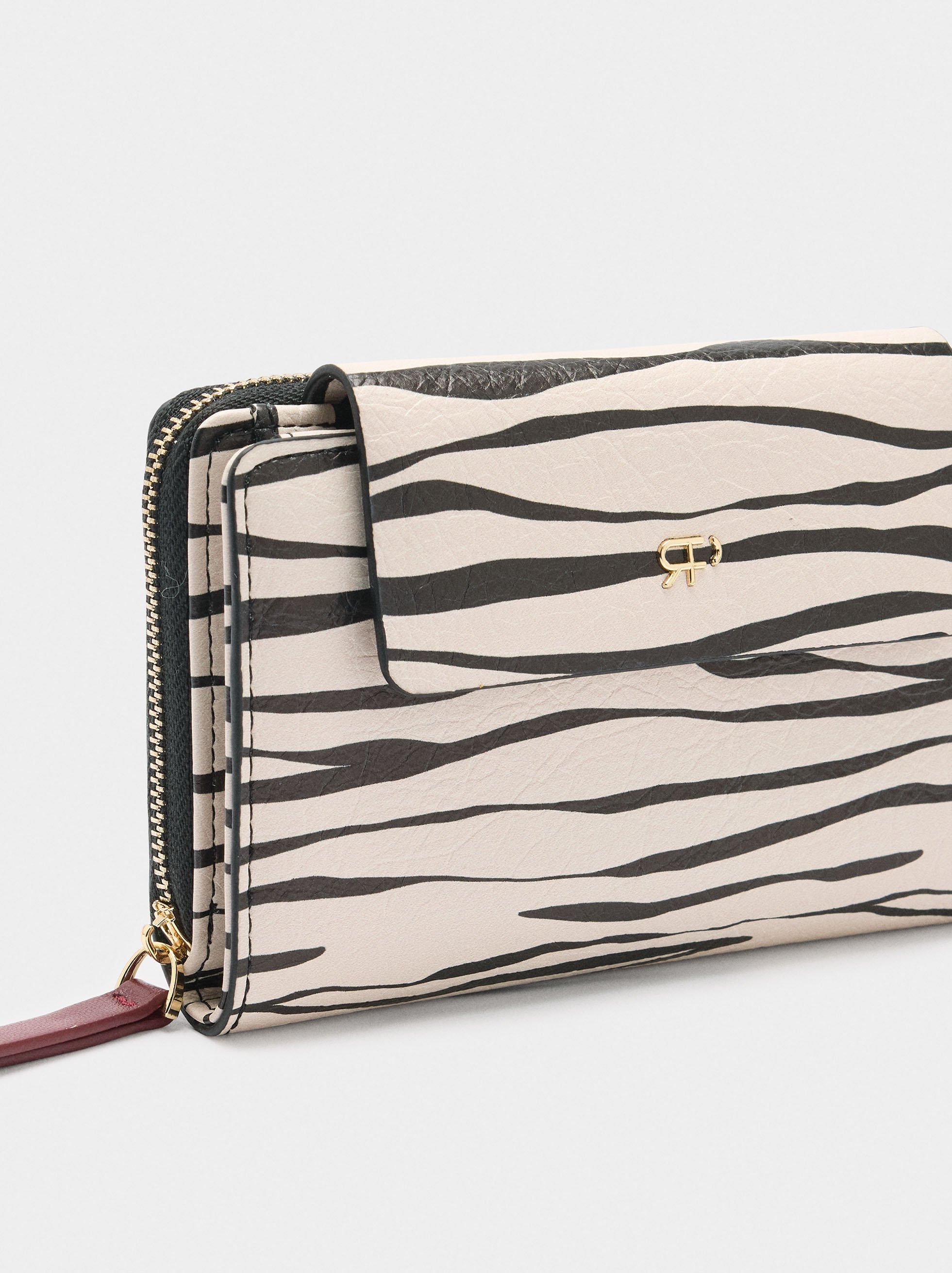 Printed animal wallet M image number 1.0
