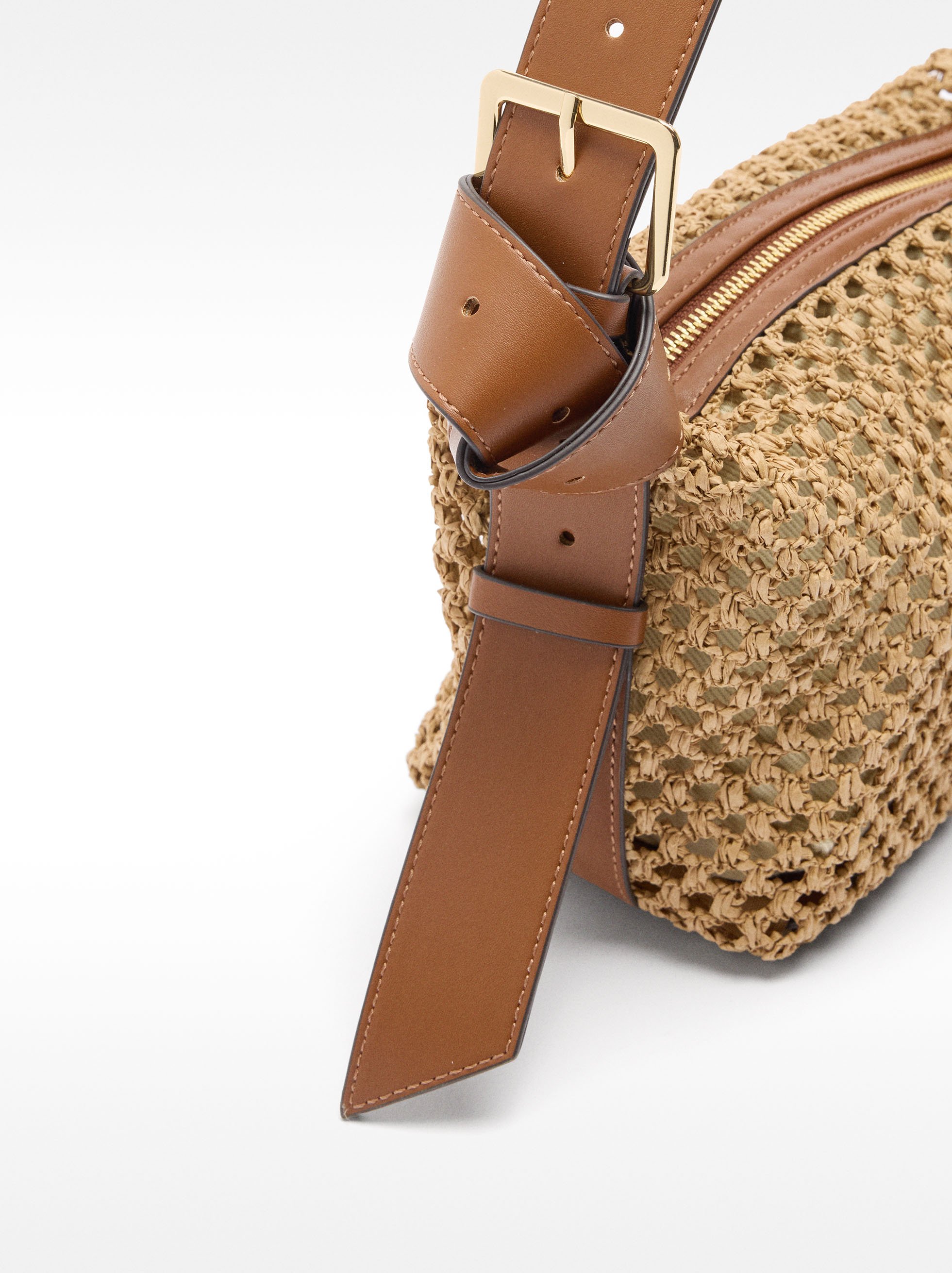 Shoulder bag with straw effect and removable bag image number 2.0