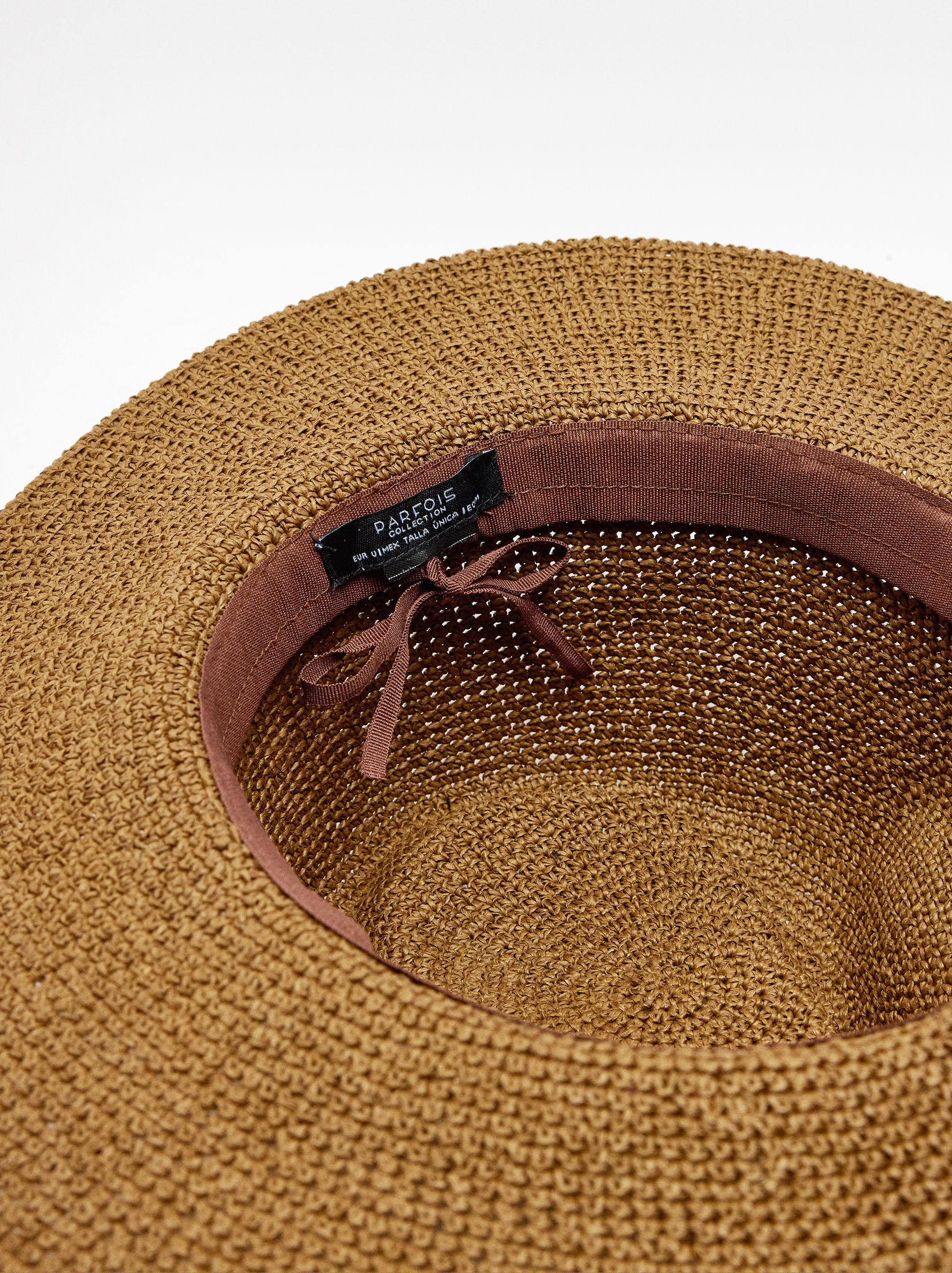Raffia effect hat with tie straps image number 3.0