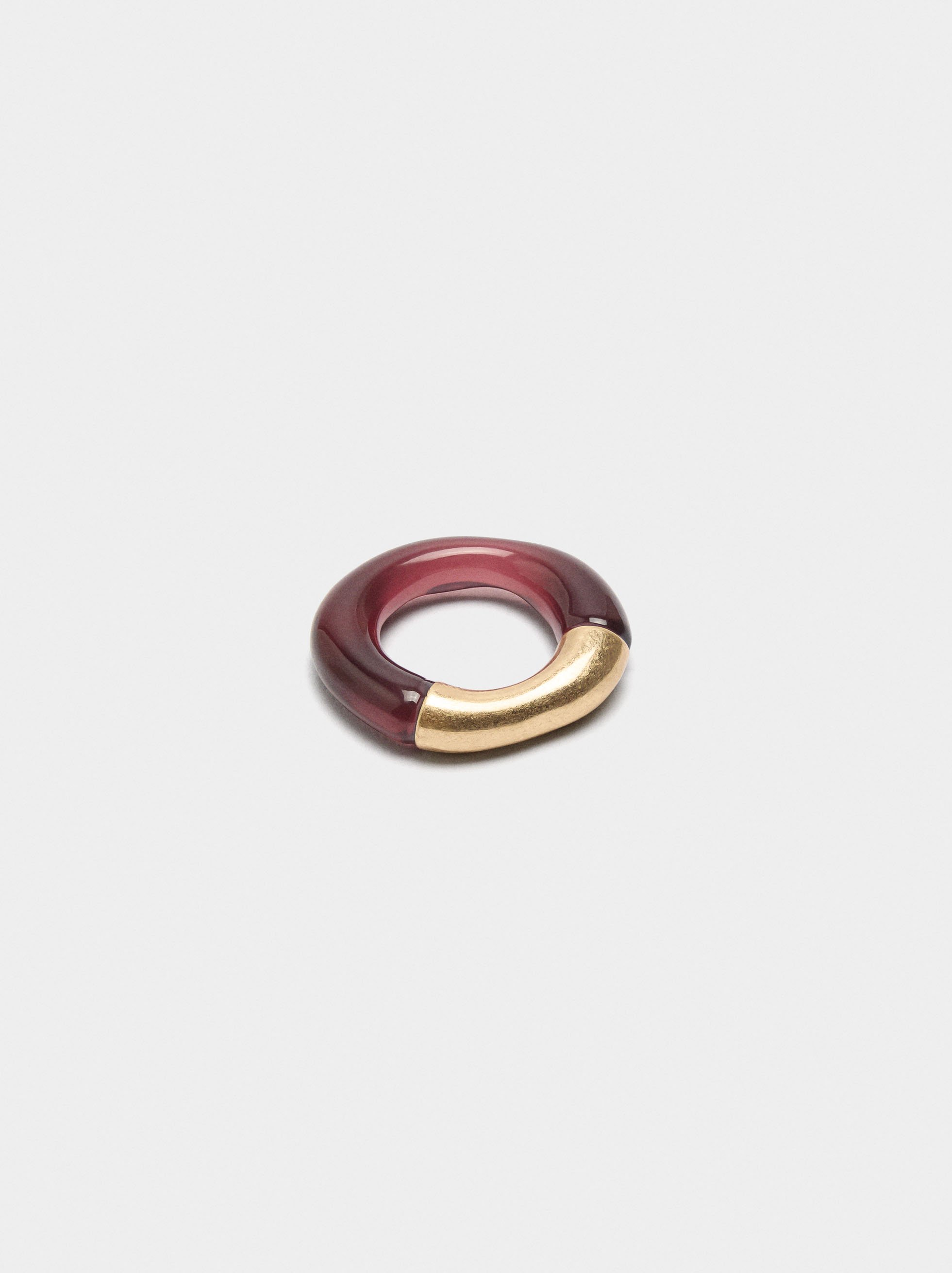 Ring with stone effect image number 2.0