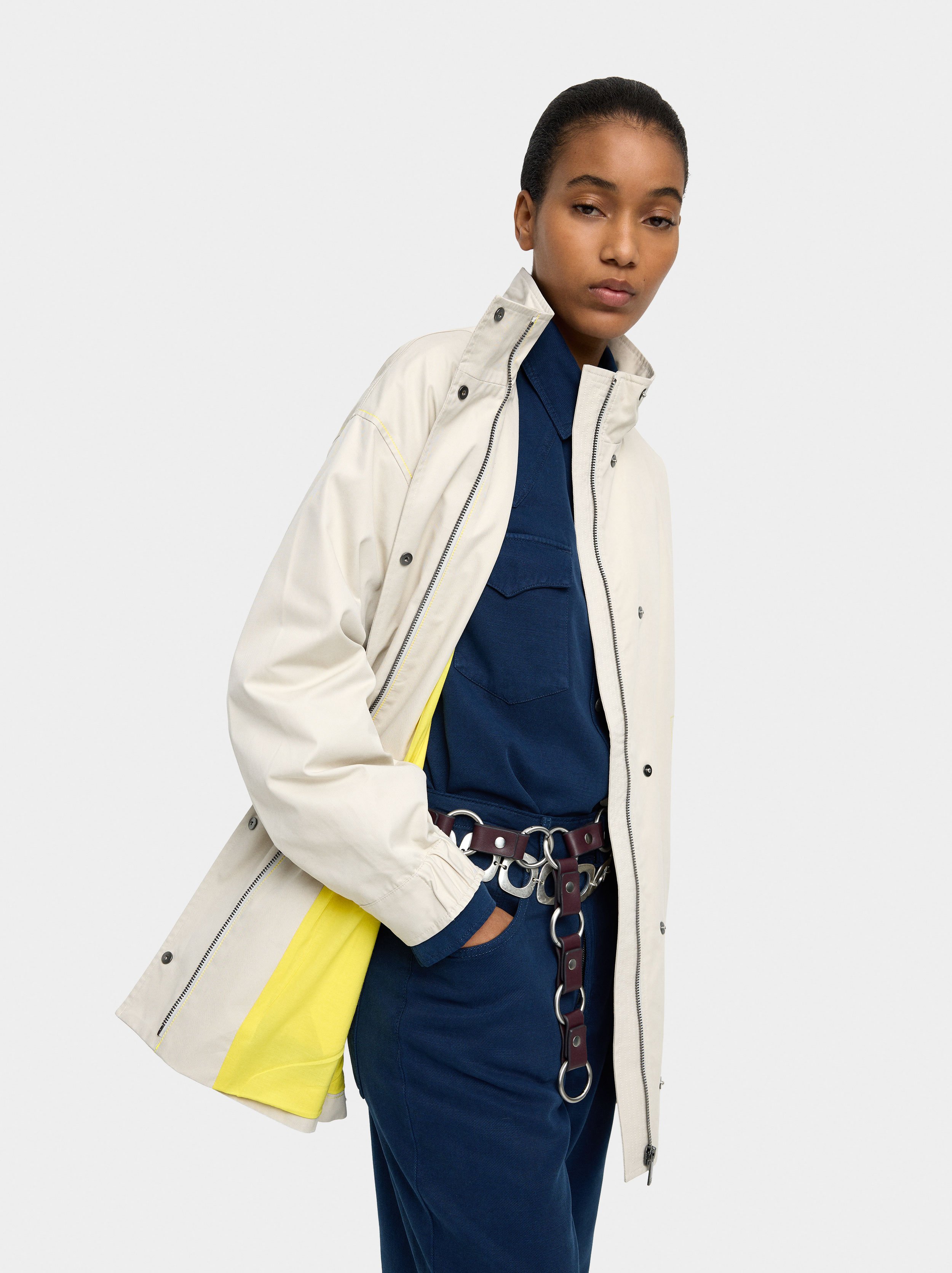 Cotton jacket with hood image number 4.0