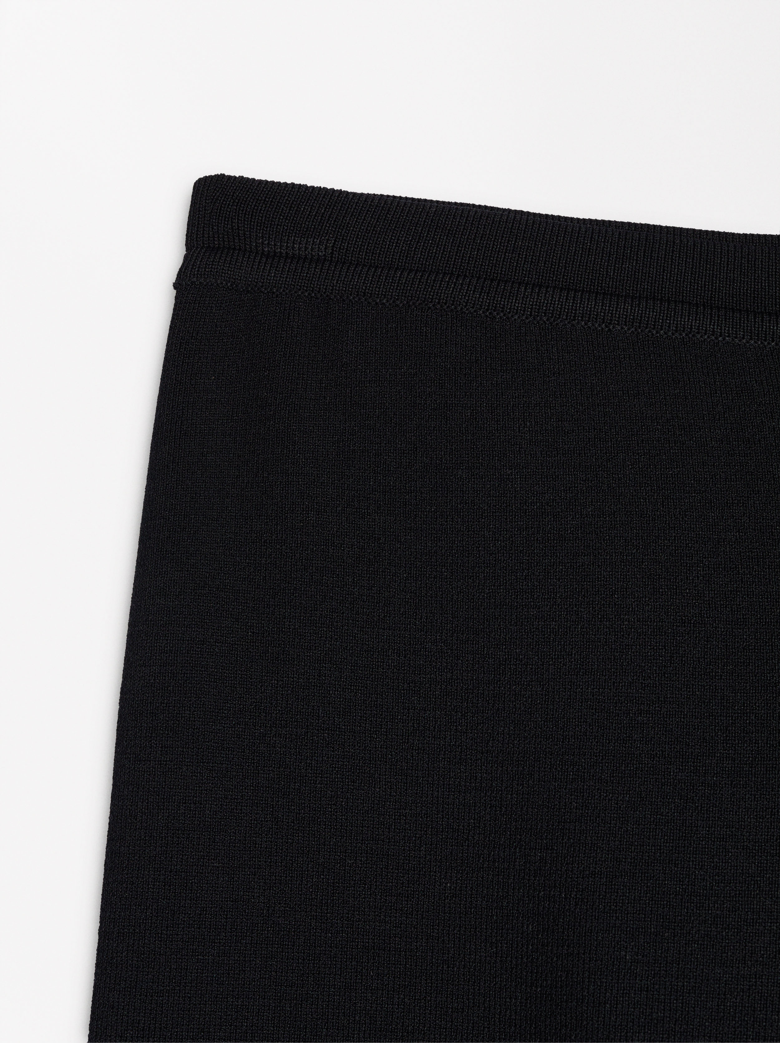Pantaloni in maglia con elastico in vita image number 6.0