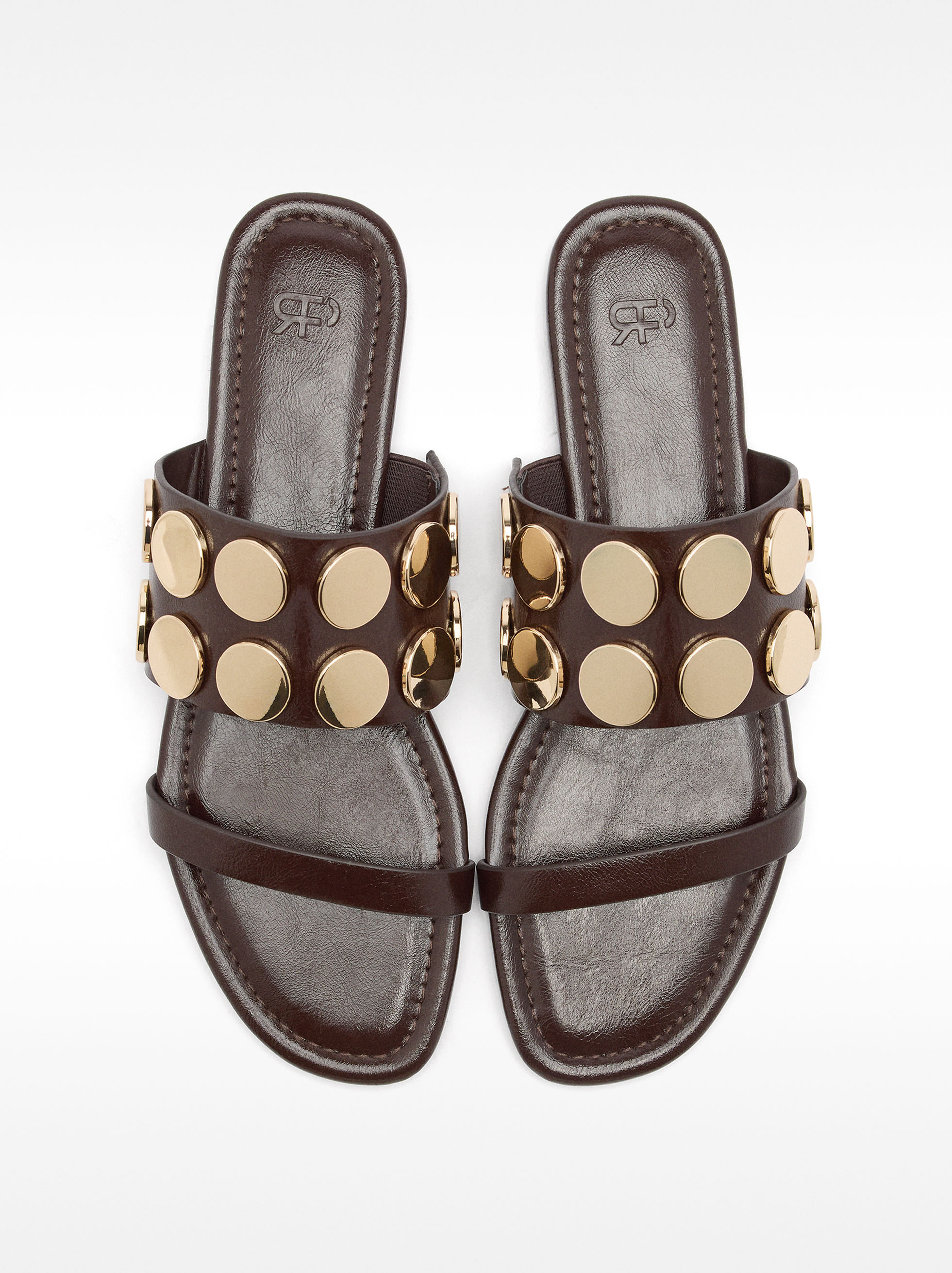 Flat sandals with metallic details image number 0.0
