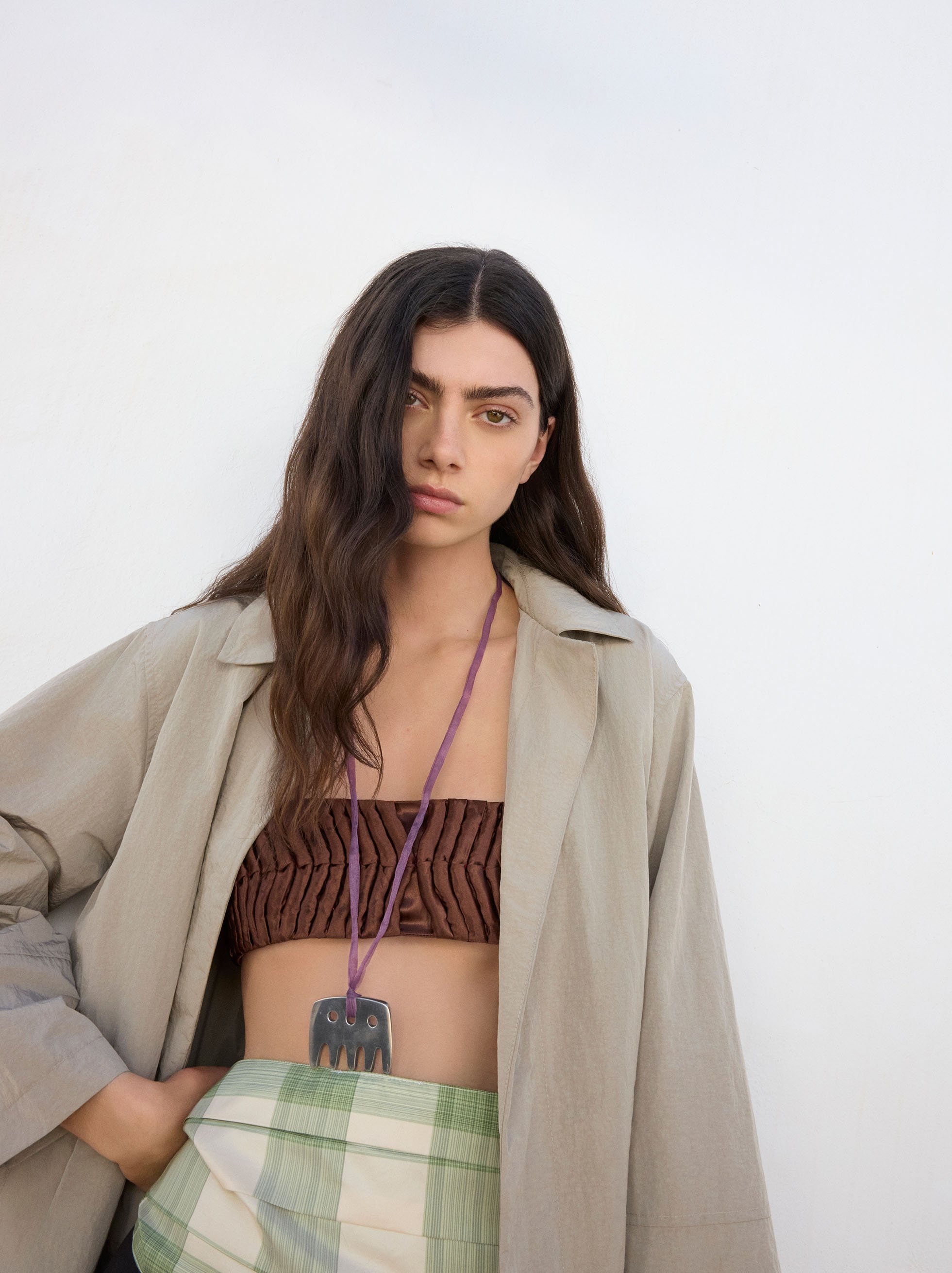 Light parka with pockets