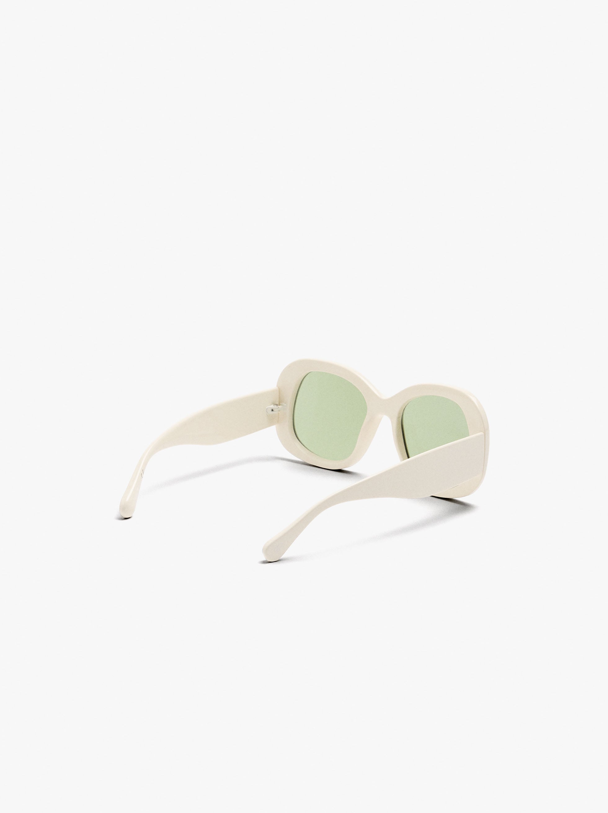 Lunettes de soleil arrondies image number 2.0