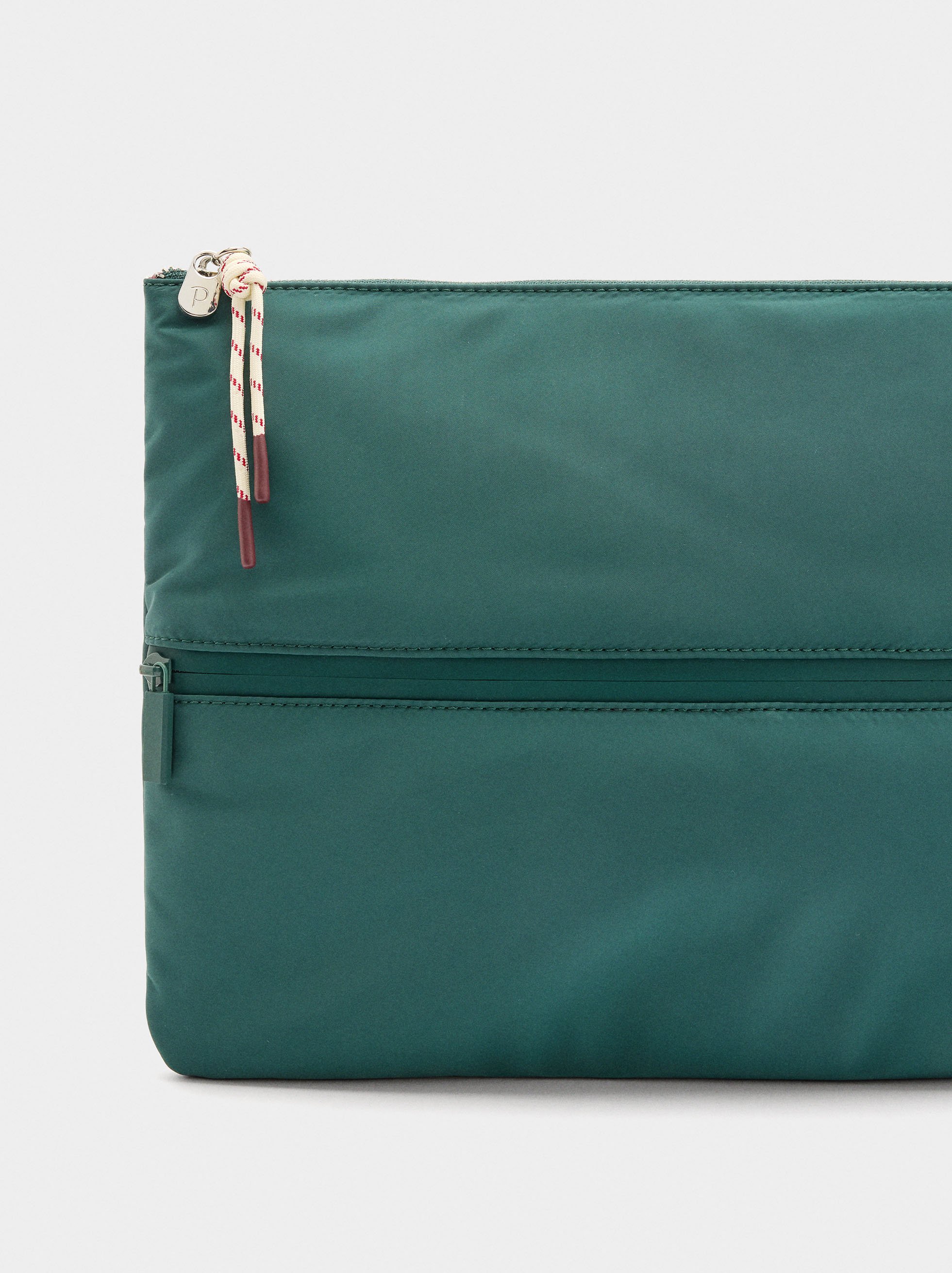 Nylon laptop cover with charm 13" image number 1.0
