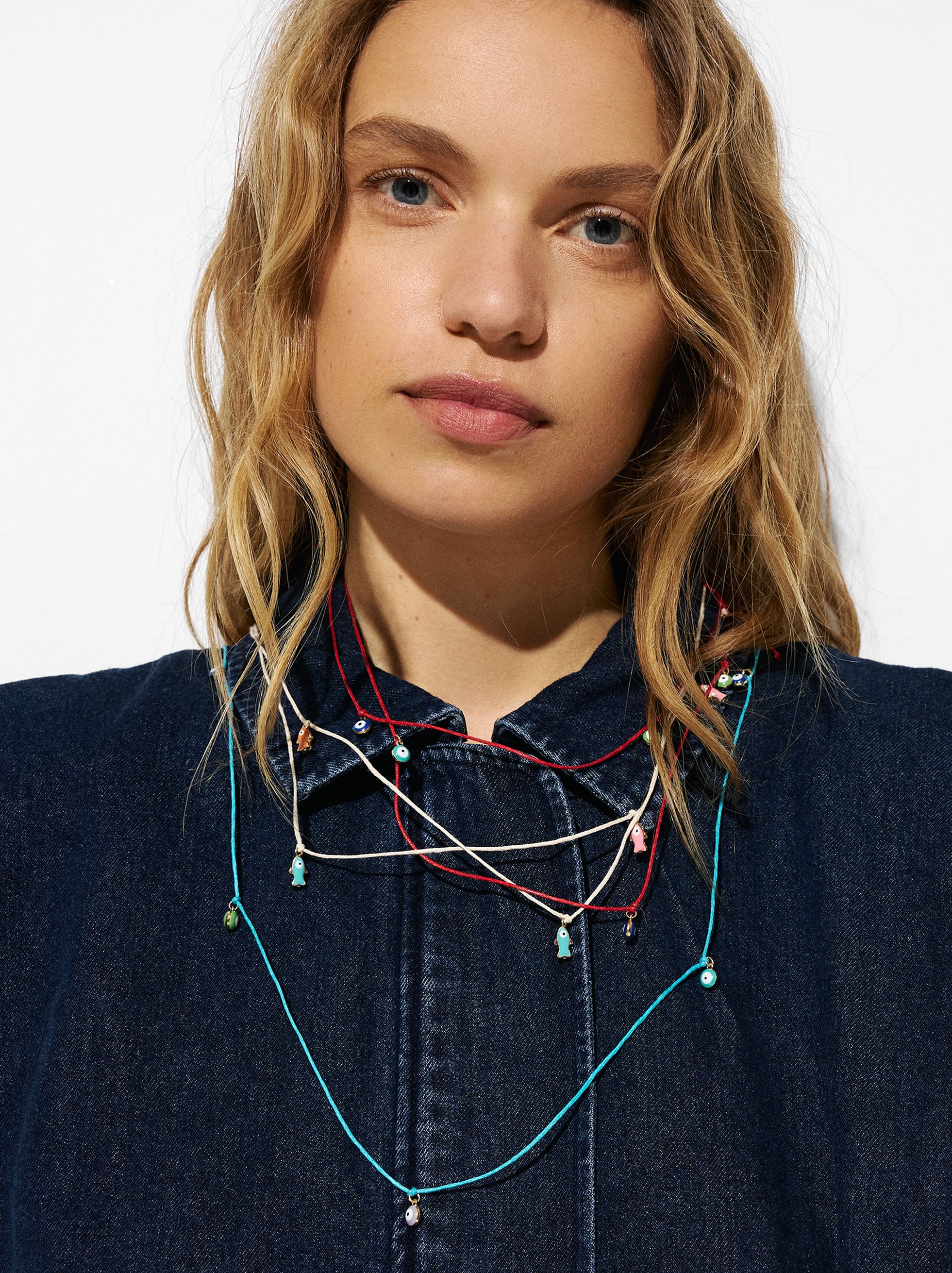 Necklace set with eyes and fish image number 1.0