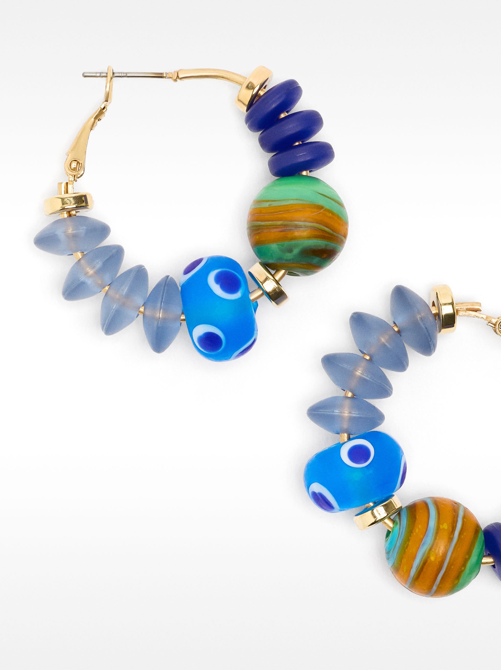 Hoop earrings with glass beads image number 2.0
