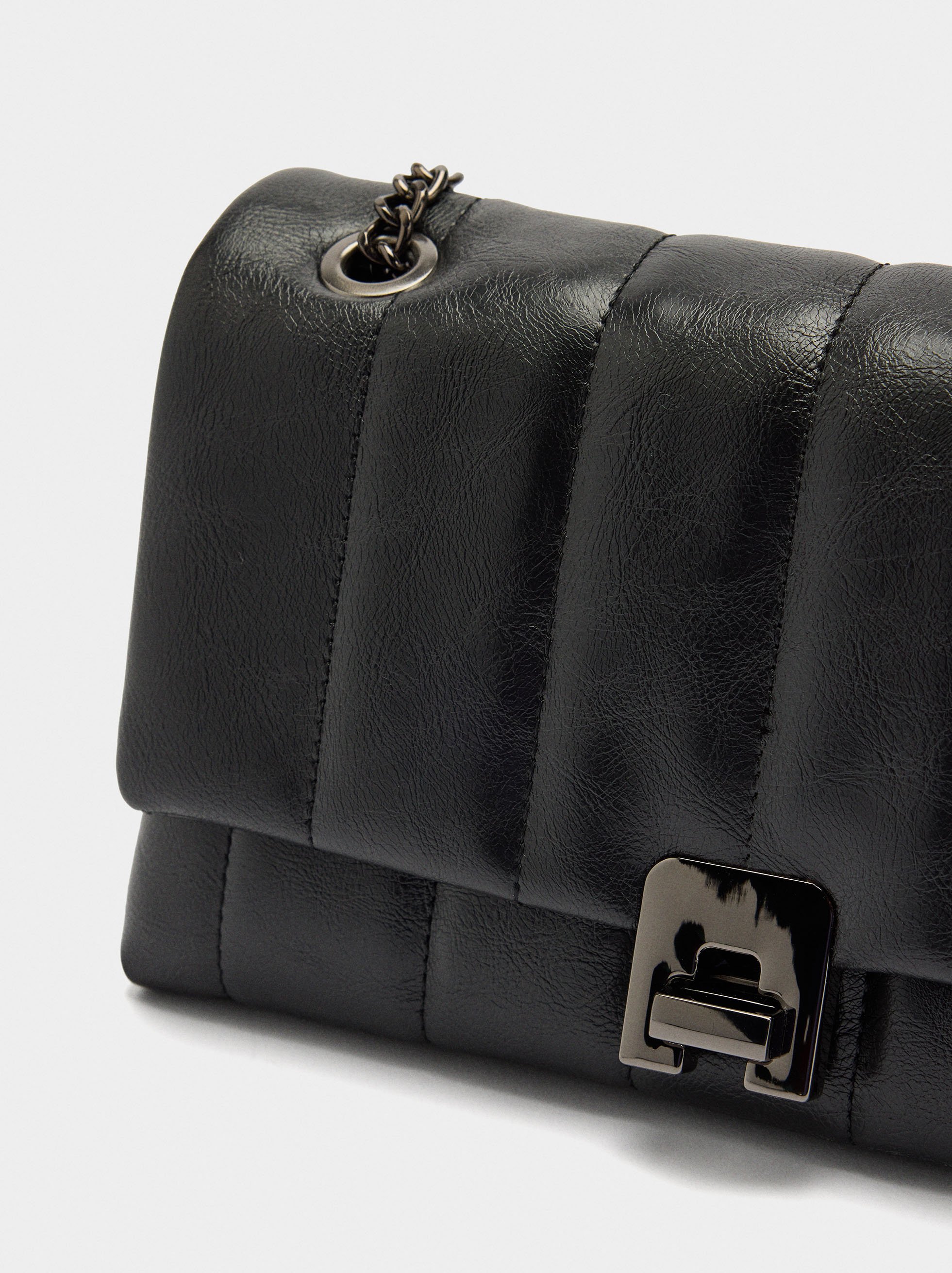 Padded shoulder bag image number 1.0