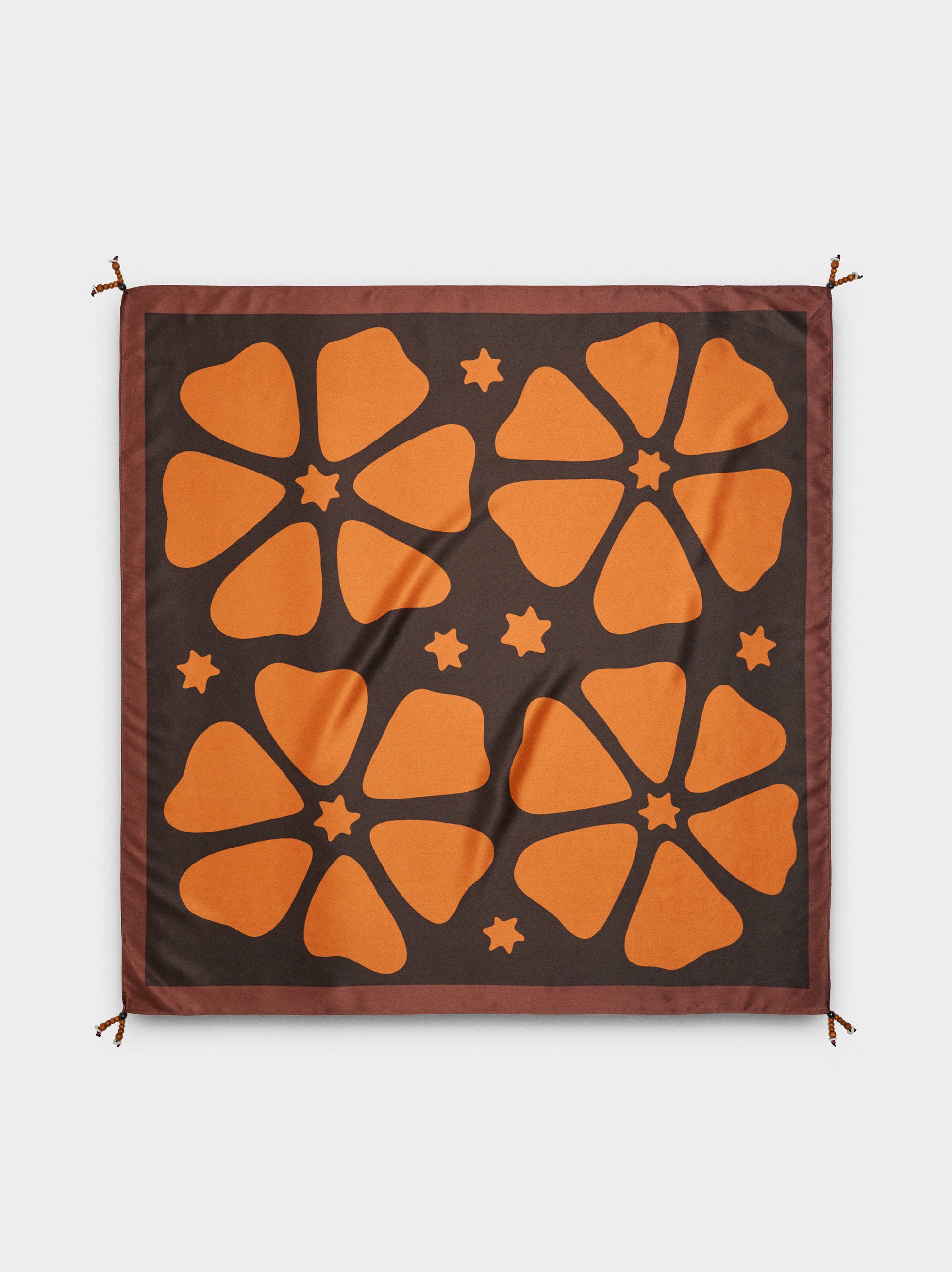 Satin square printed scarf image number 0.0