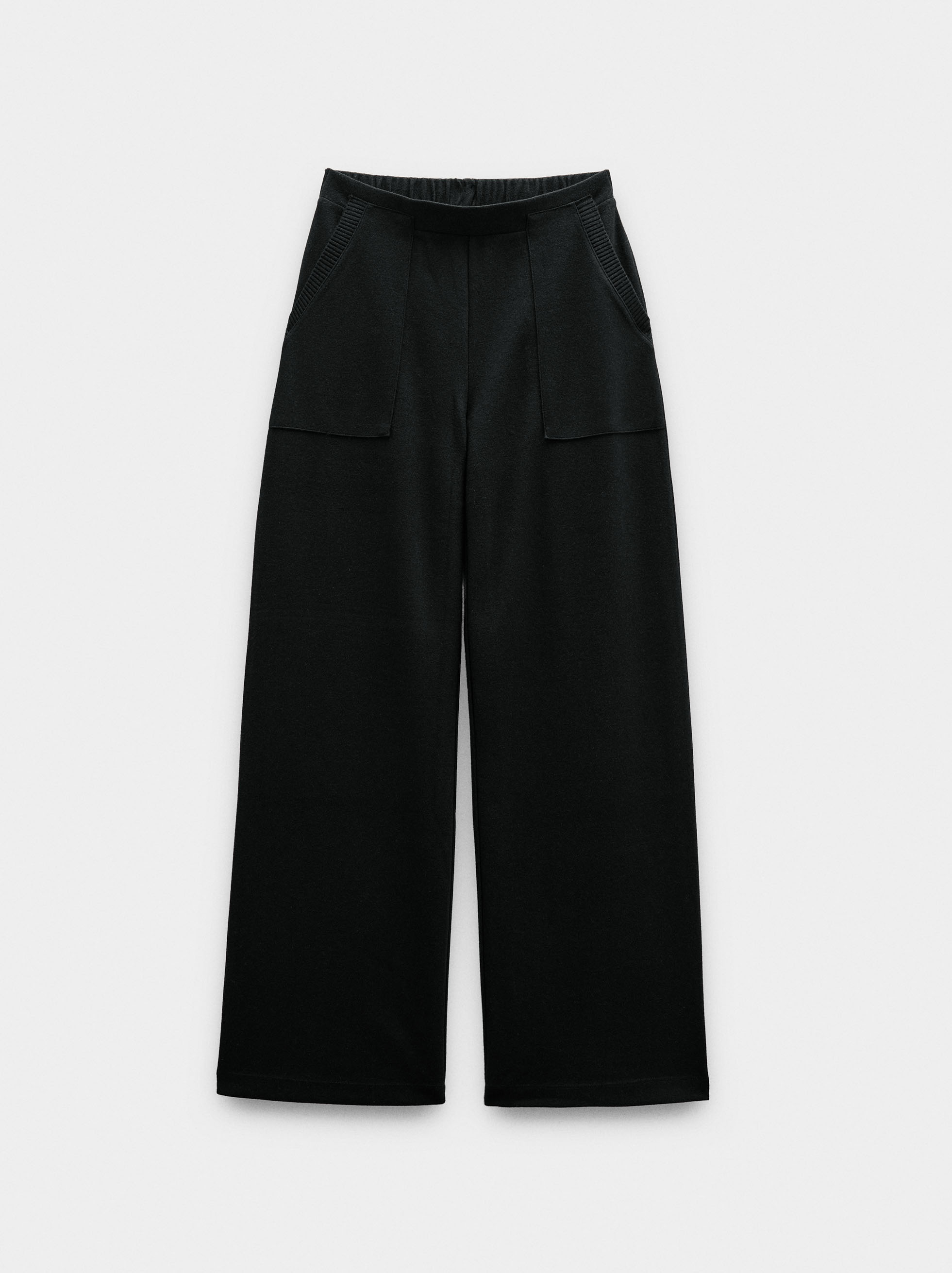 Trousers with pockets and elastic waist image number 4.0