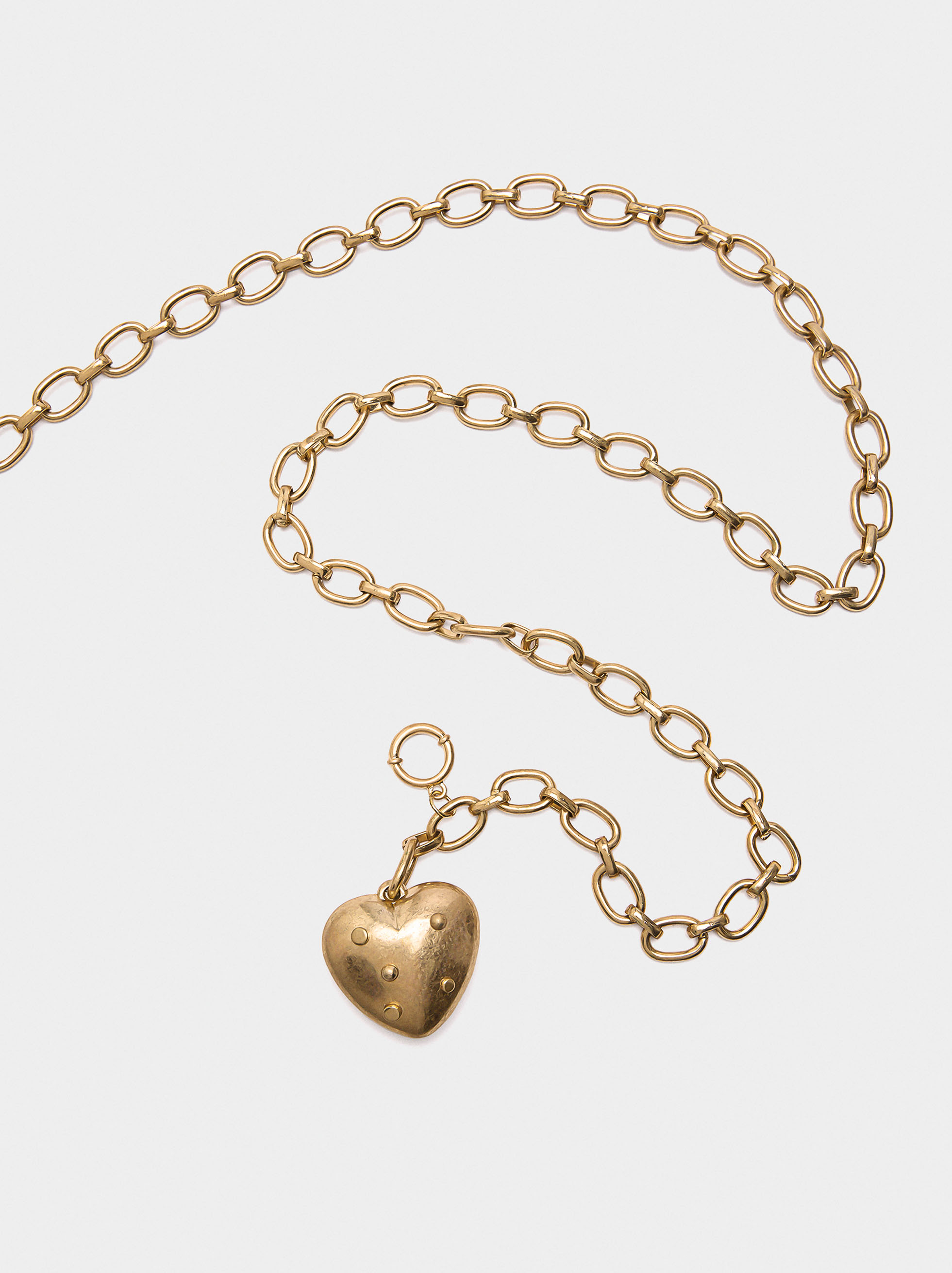 Long necklace of links with heart pendant image number 1.0