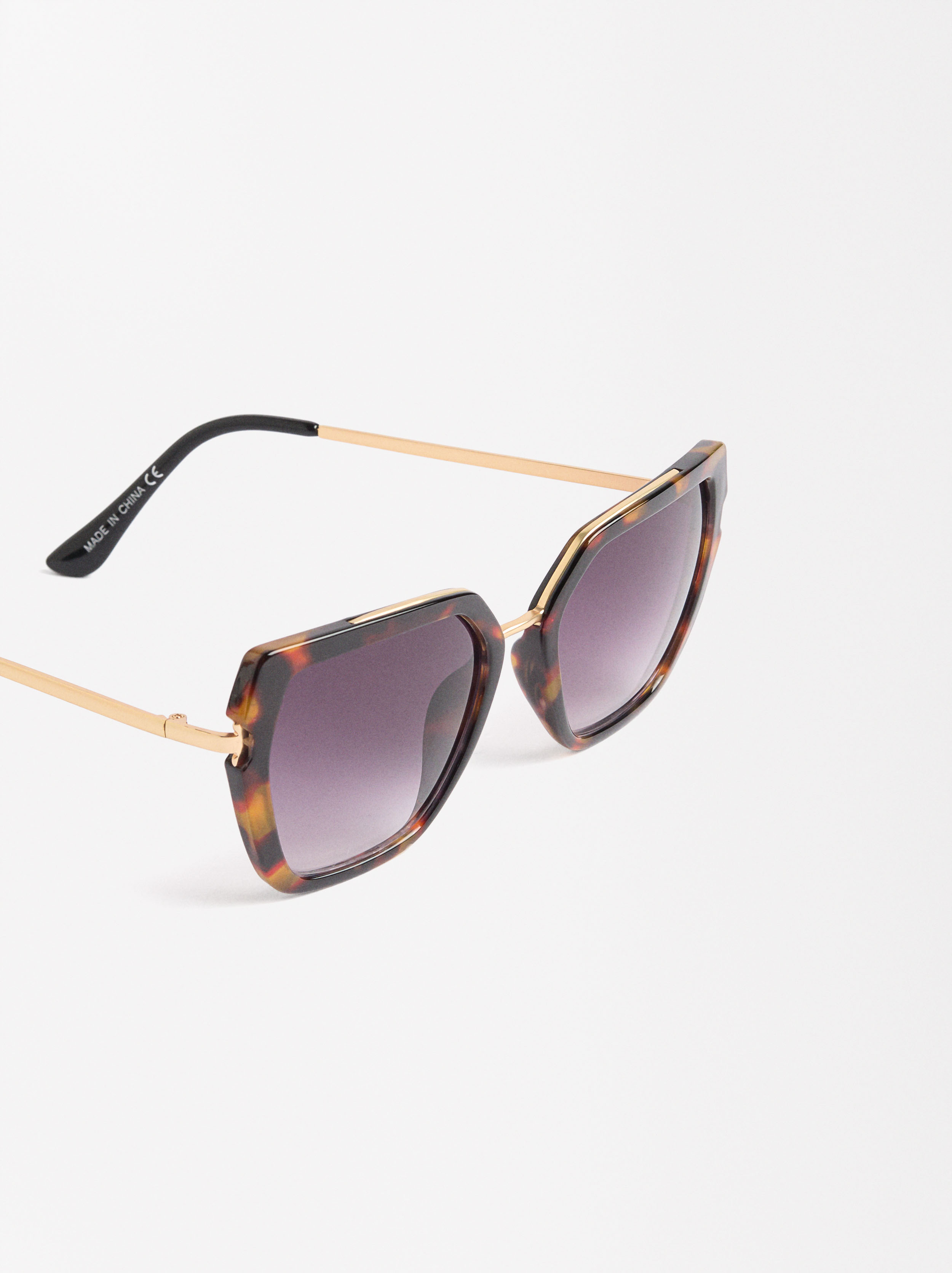 Square sunglasses image number 2.0