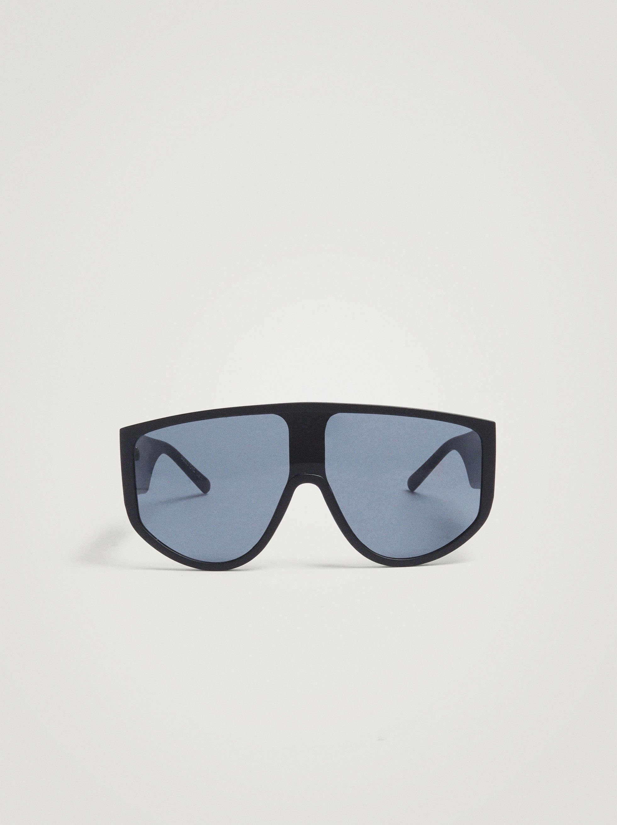 Pilot-style sunglasses image number 0.0