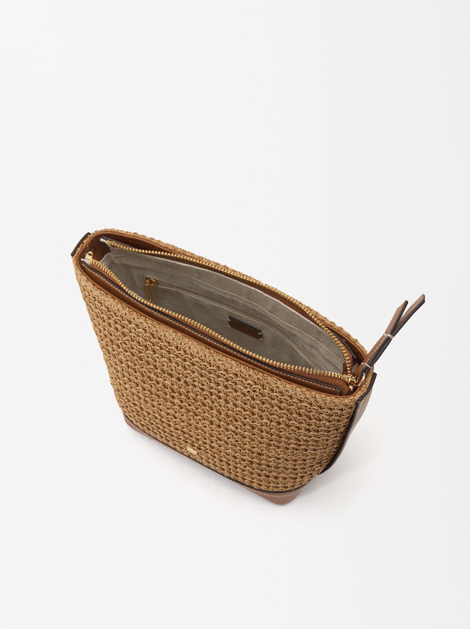 Straw-effect shoulder bag  image number 3.0